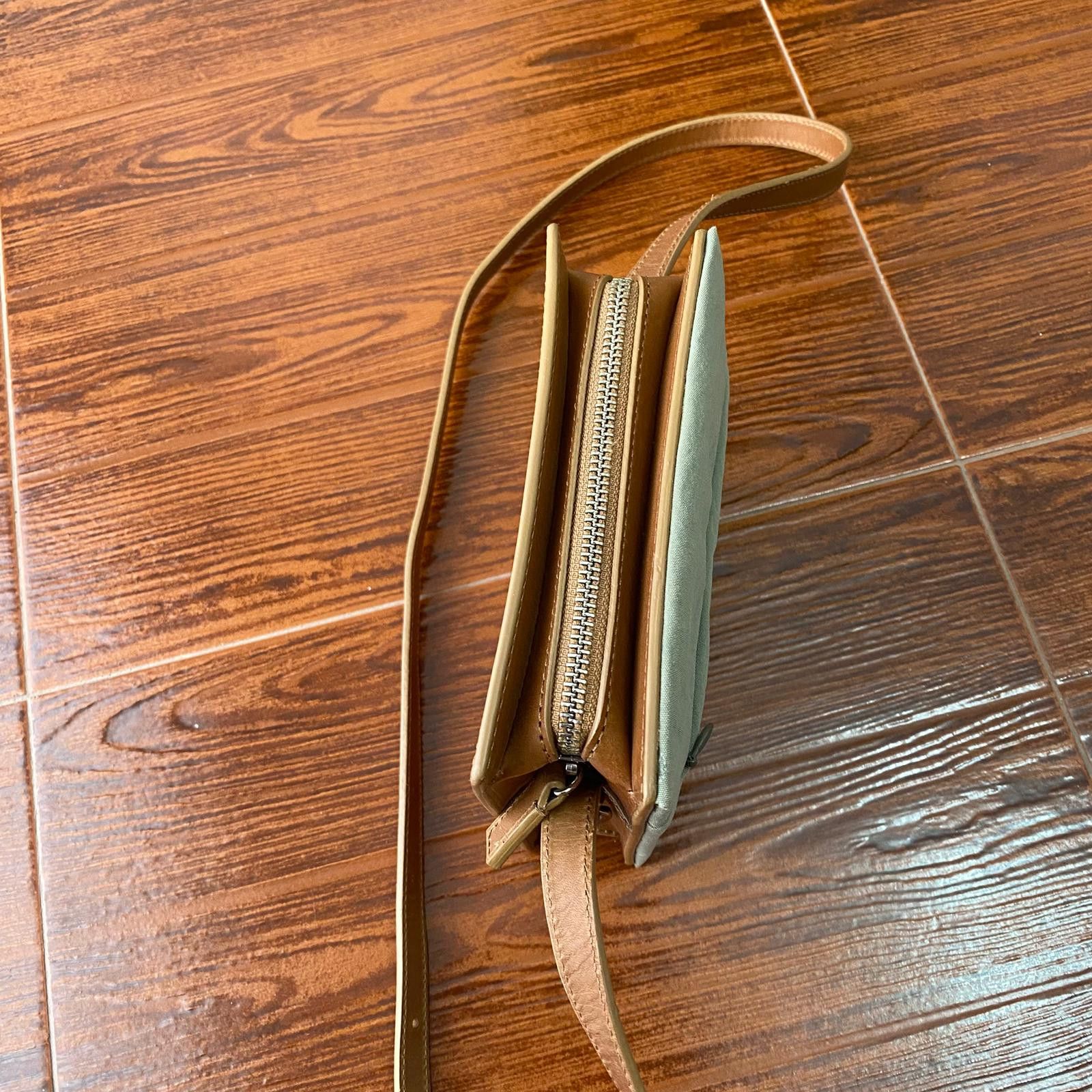 Jacquemus Khaki Le Carre Crossbody Bag Size ONE SIZE - 7 Thumbnail