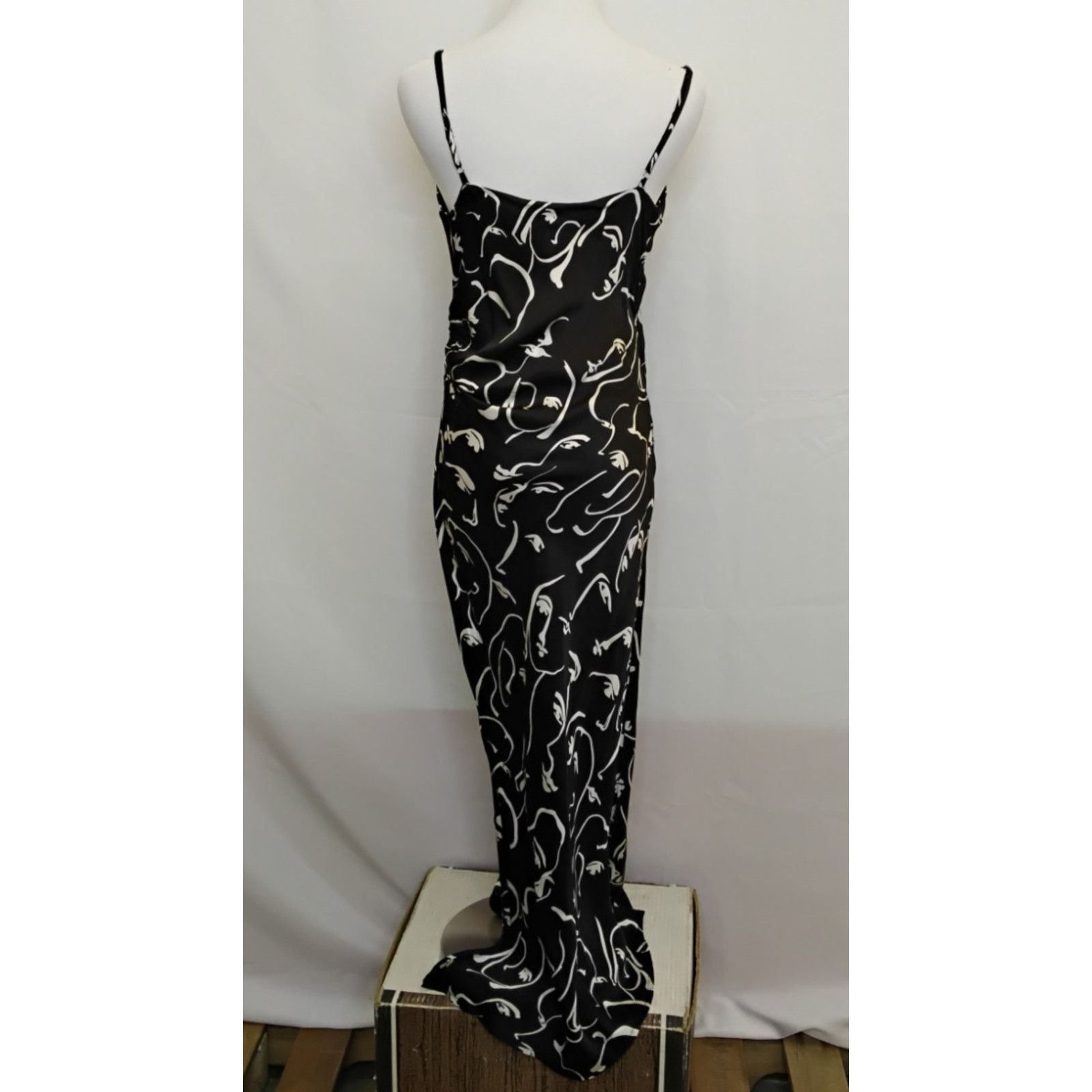Other En Saison Slip Dress Women's S Black/White Abstract Face NWT Size S / US 4 / IT 40 - 3 Thumbnail