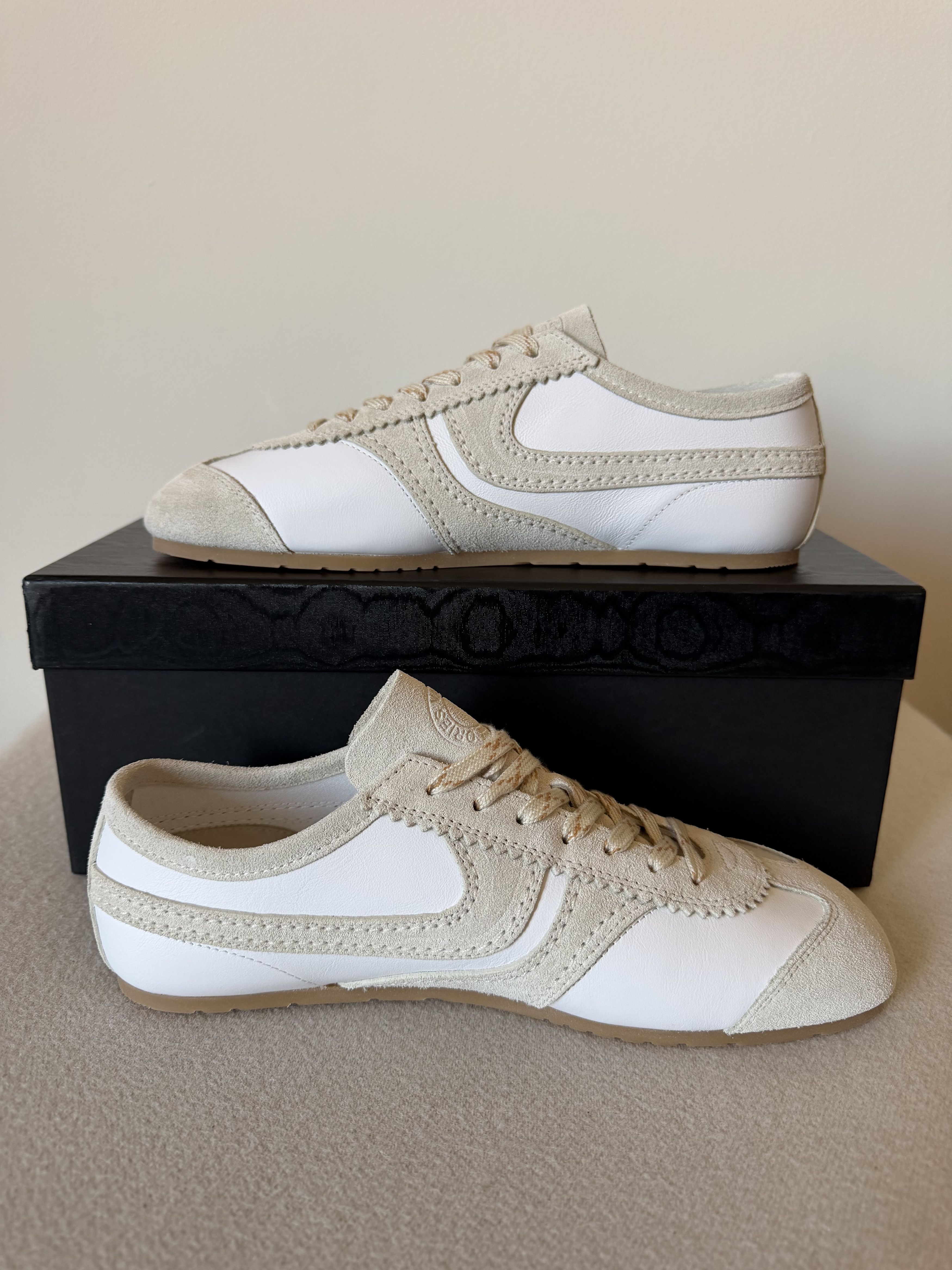 Dries Van Noten Dries Van Noten Suede Sneakers in White Size US 8 / EU 41 - 3 Thumbnail