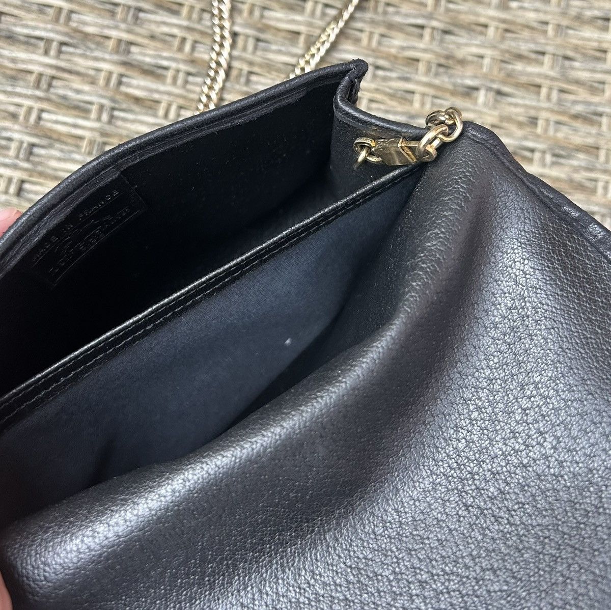 Longchamp Longchamp Paris Leather Envelope Crossbody Bag Gold Chain Size ONE SIZE - 10 Thumbnail