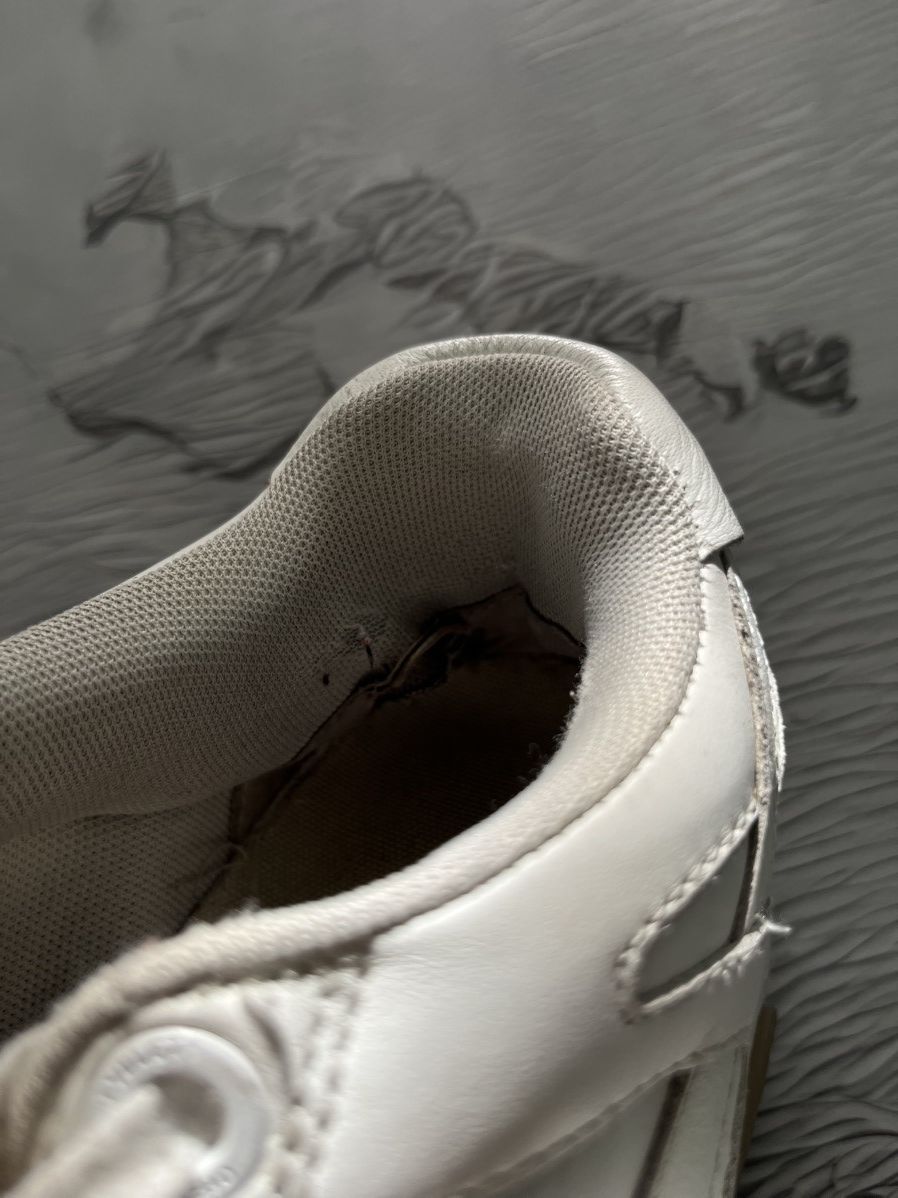 Off-White Off White Low Top Sneakers Luxury Streetwear Shoes White Size US 7 / EU 40 - 10 Thumbnail