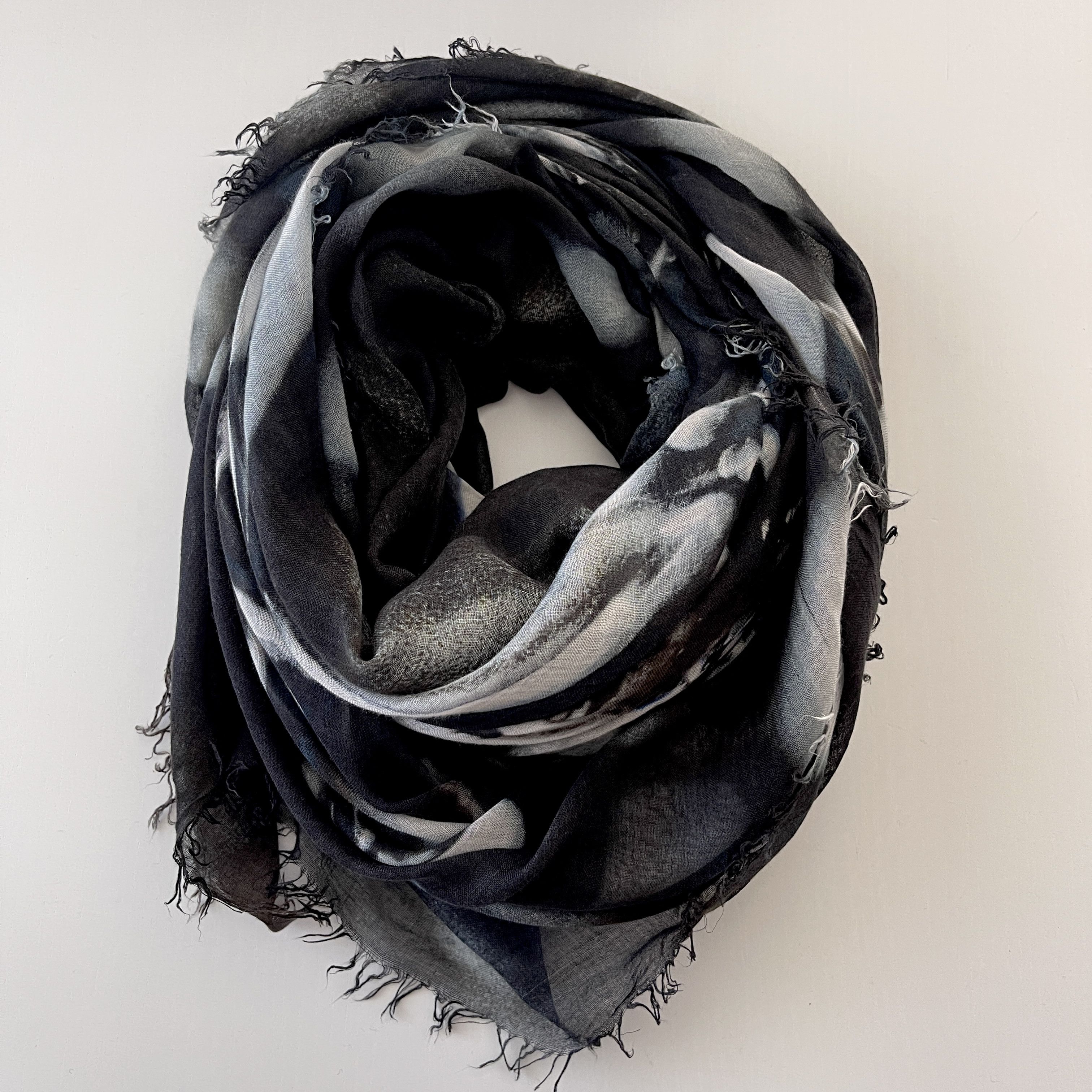 Franco Ferrari FRANCO FERRARI Limited edition by GIANNI RIZZOTTI Scarf Size ONE SIZE - 3 Thumbnail