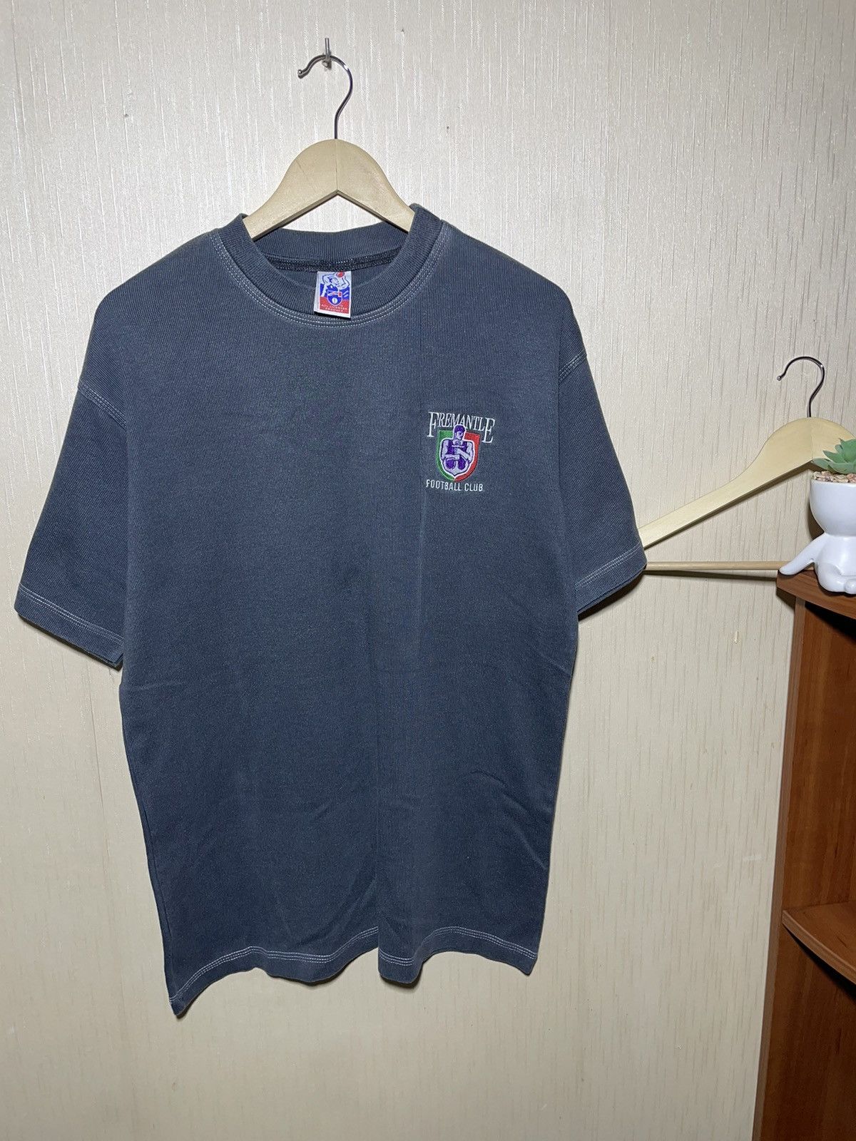 NFL × Vintage AFL Vivid Fremantle vintage T shirt 90s Size US XL / EU 56 / 4 - 1 Thumbnail