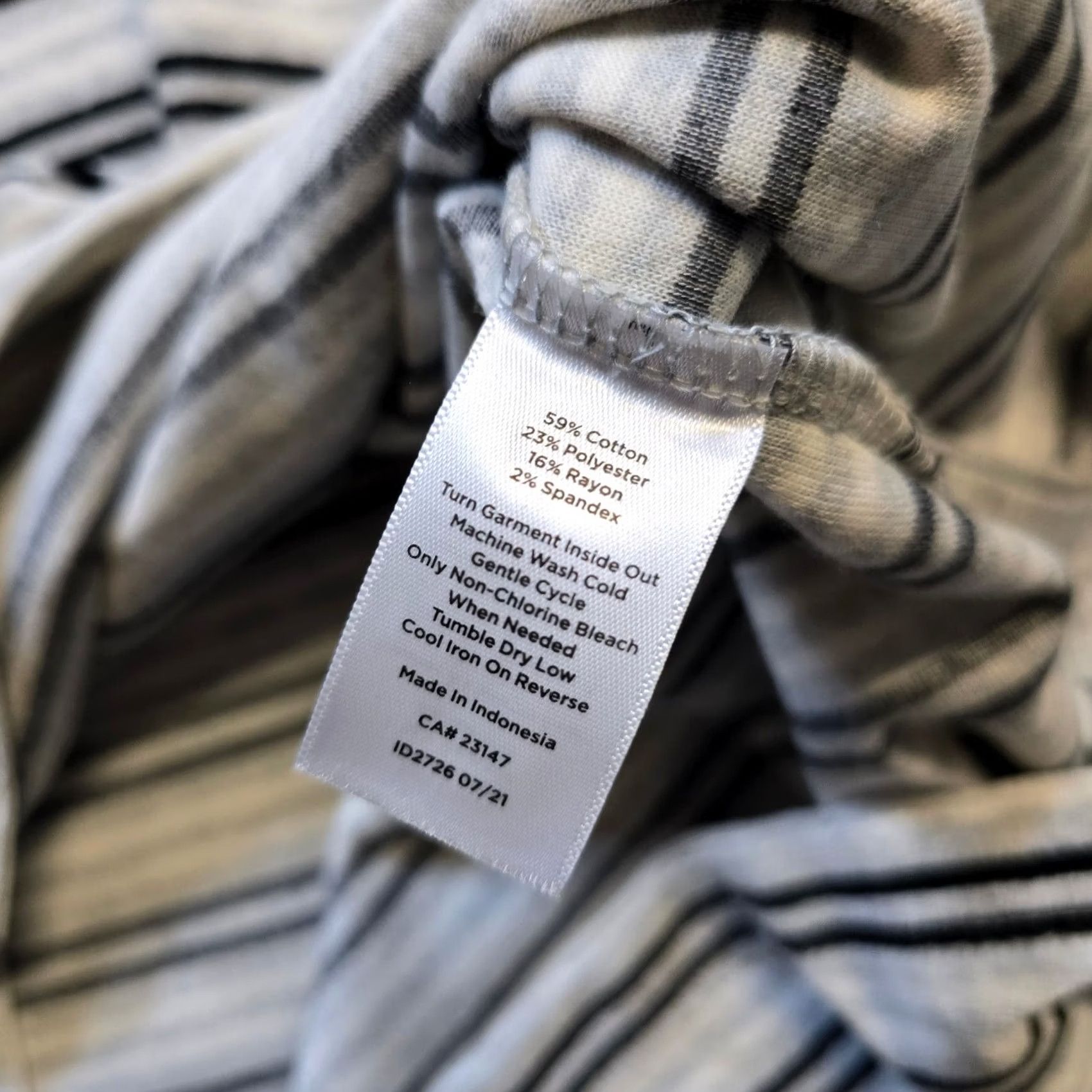 Talbots Talbots Sweater Top Women Large Gray Stripe Velour Turtleneck Long Sleeve Casual Size L / US 10 / IT 46 - 7 Thumbnail