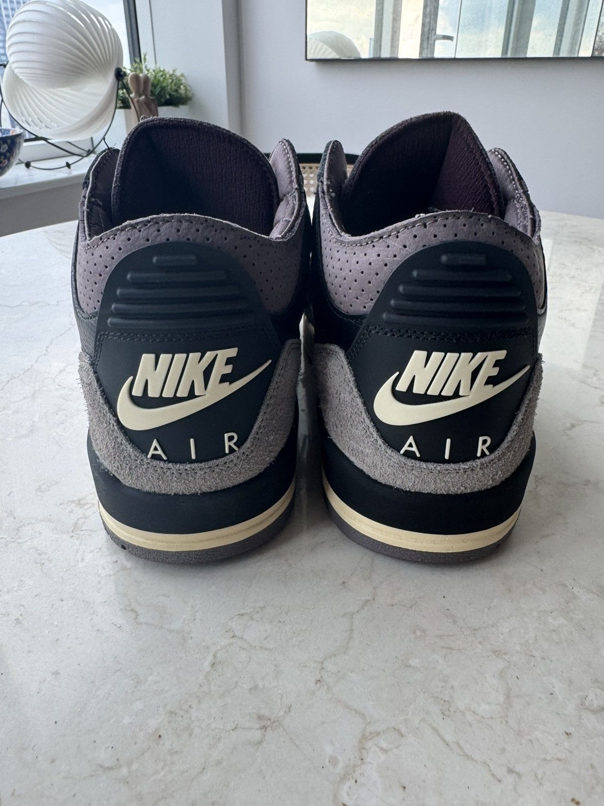 A Ma Maniere × Jordan Brand Wyws Jordan 3 Size US 10 / EU 43 - 3 Thumbnail