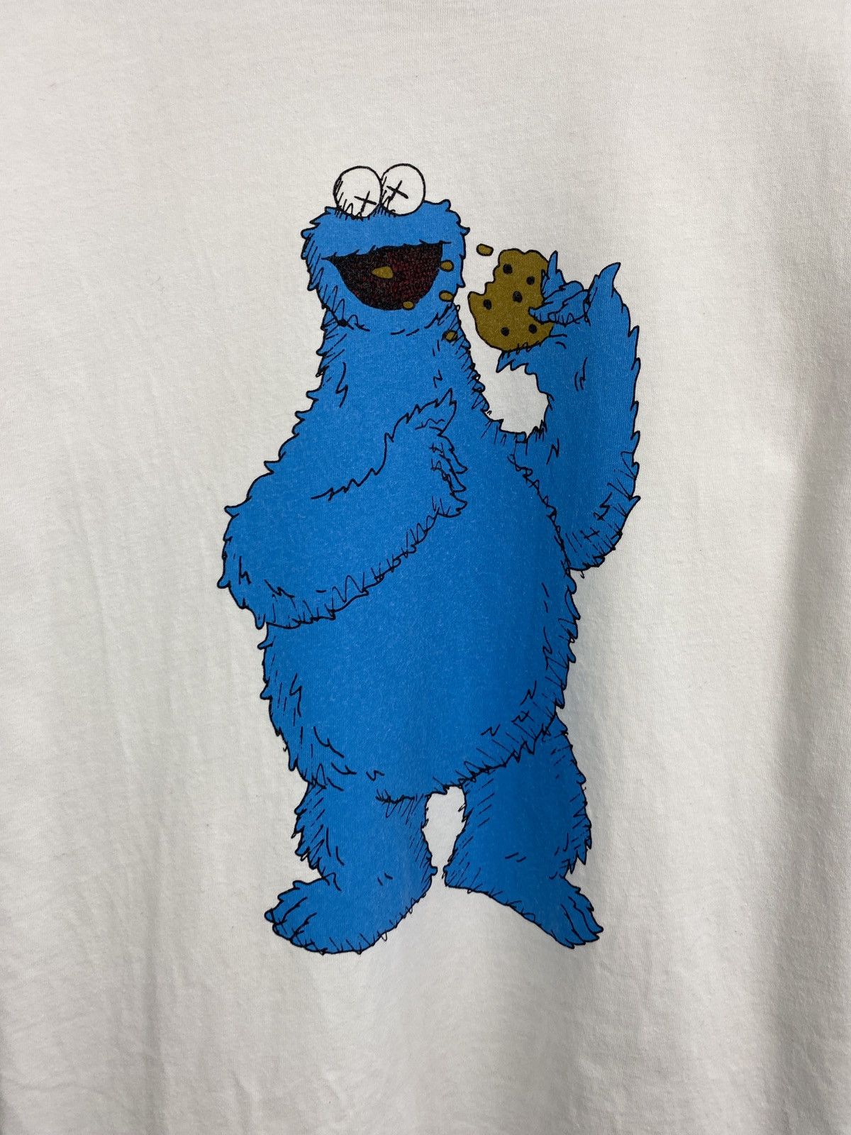 Kaws × Uniqlo 🇺🇸 Y2K Kaws Uniqlo T-Shirt COMPANION BFF CHUM ACCOMPLICE Size US S / EU 44-46 / 1 - 4 Thumbnail