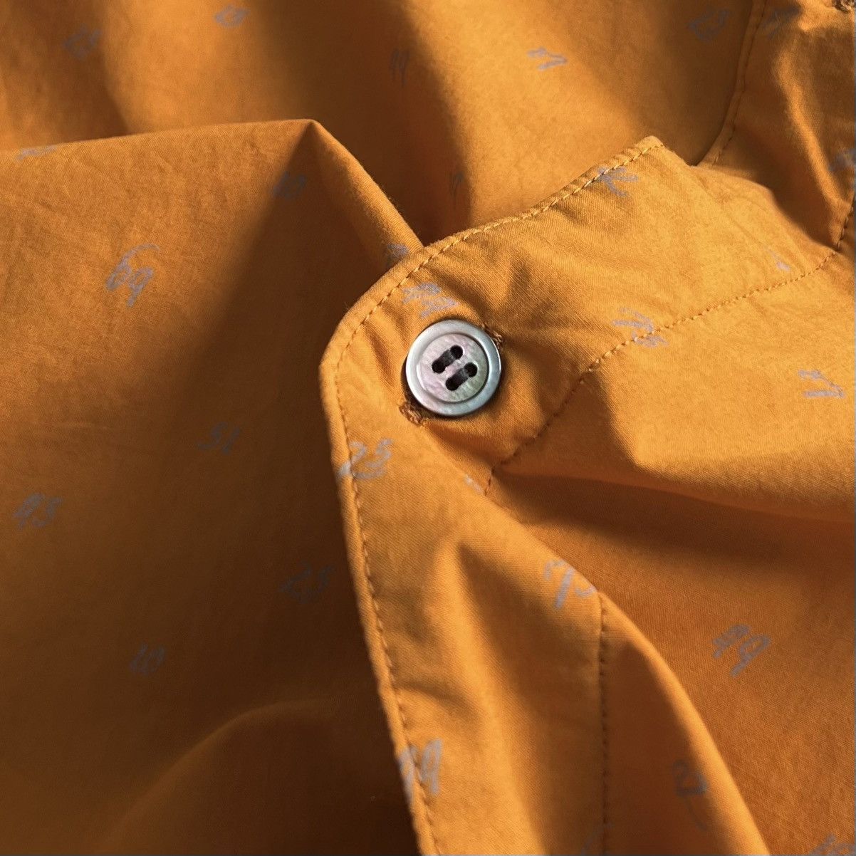 John Undercover × Jun Takahashi × Undercover UNDERCOVER 12-13AW LONG-SLEEVE SHIRT NUMBER FONT PATTERN Size US L / EU 52-54 / 3 - 4 Thumbnail