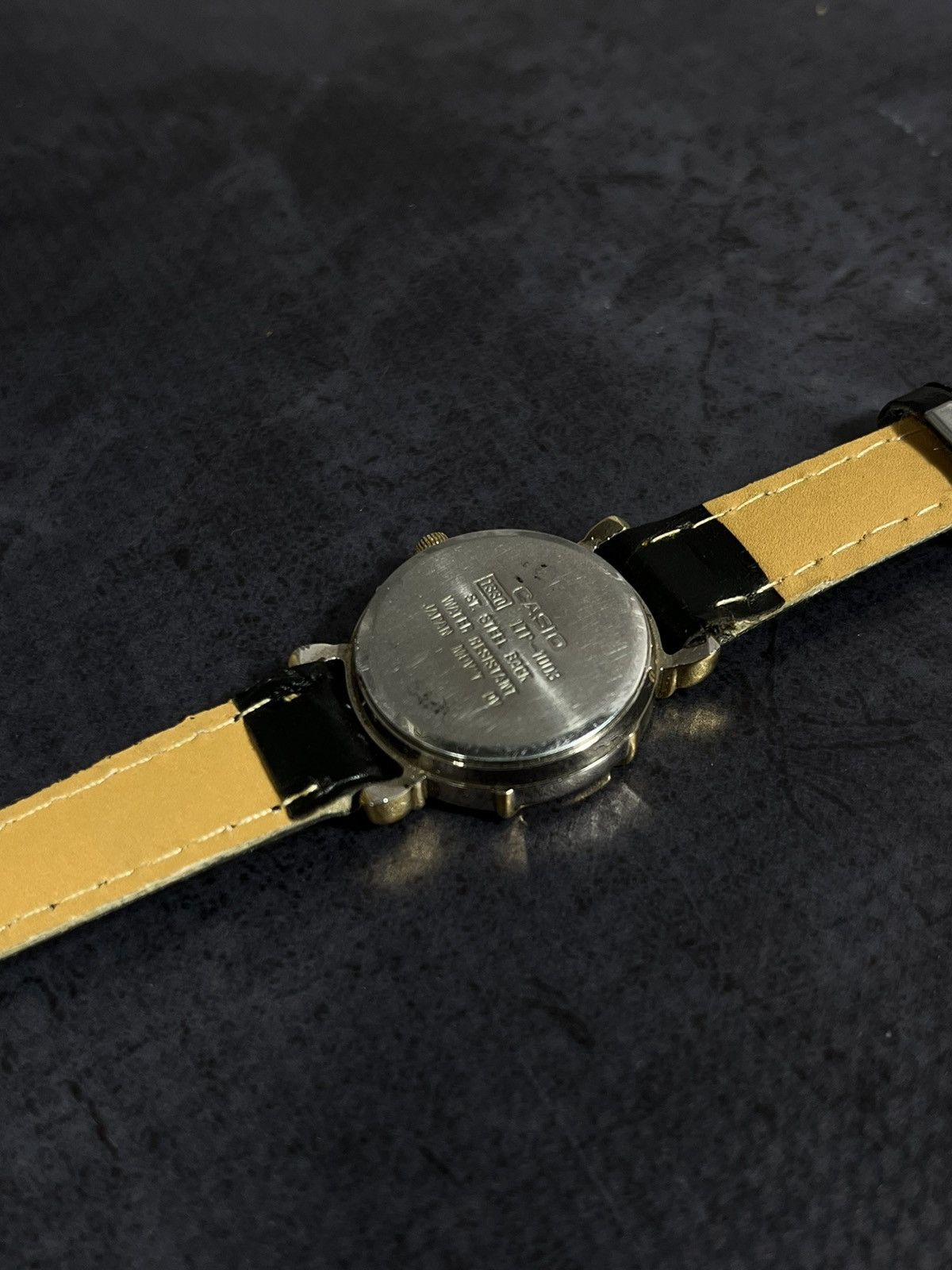 Jewelry Casio Classic Black Leather Watch, Made in Japan Size ONE SIZE - 7 Thumbnail