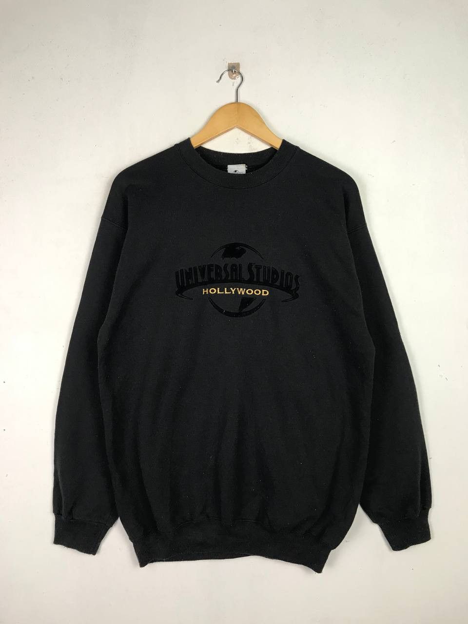 image of Made In USA x Universal Studios Vintage Spell Out Universal Studios 90's Sweatshirt in Black (Size 
