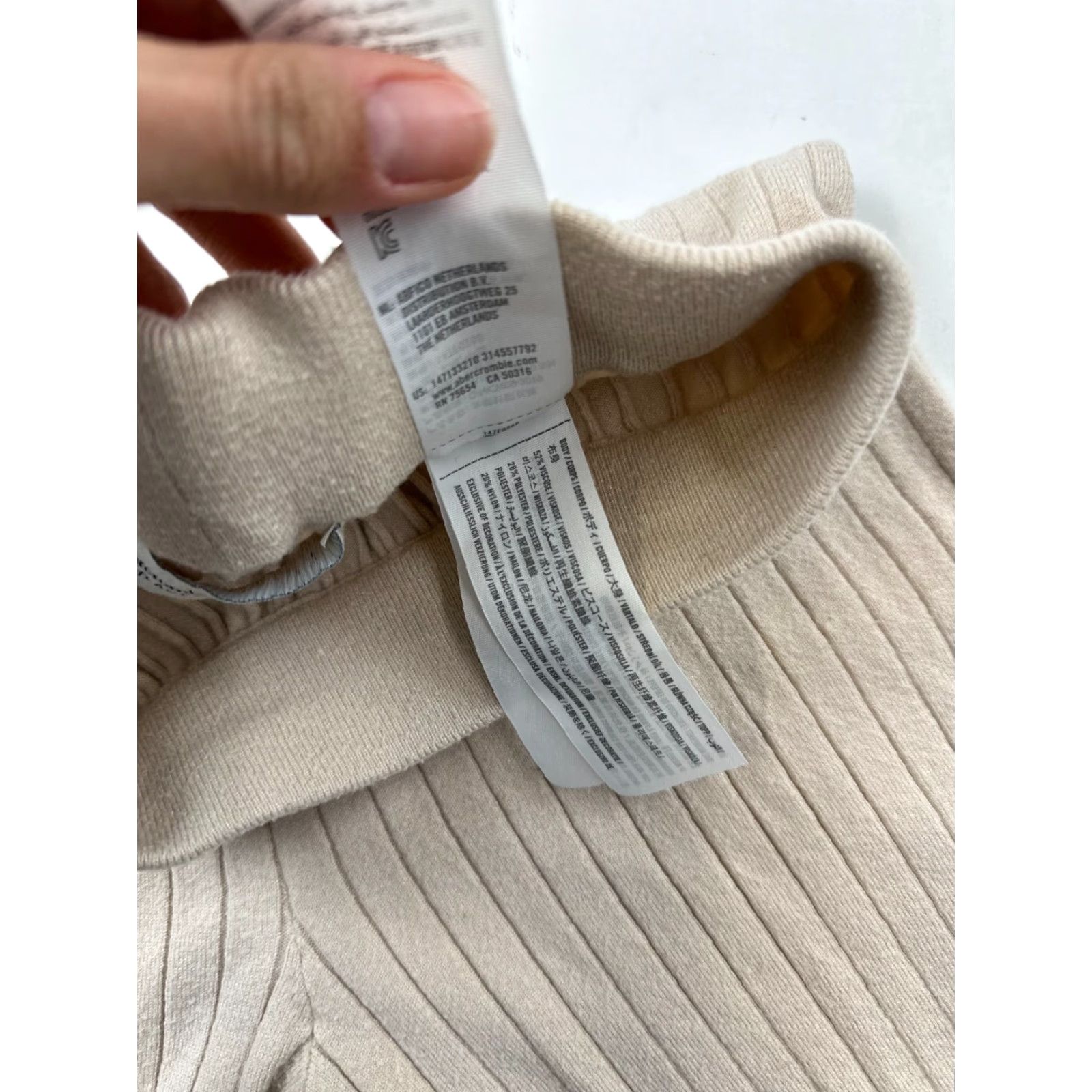 Abercrombie & Fitch Abercrombie & Fitch Pants Womens Small Beige Wide-Leg Knit Elastic Waist High Rise Casual 29in Inseam Regular Fit Mens? Women Size 28" / US 6 / IT 42 - 4 Thumbnail
