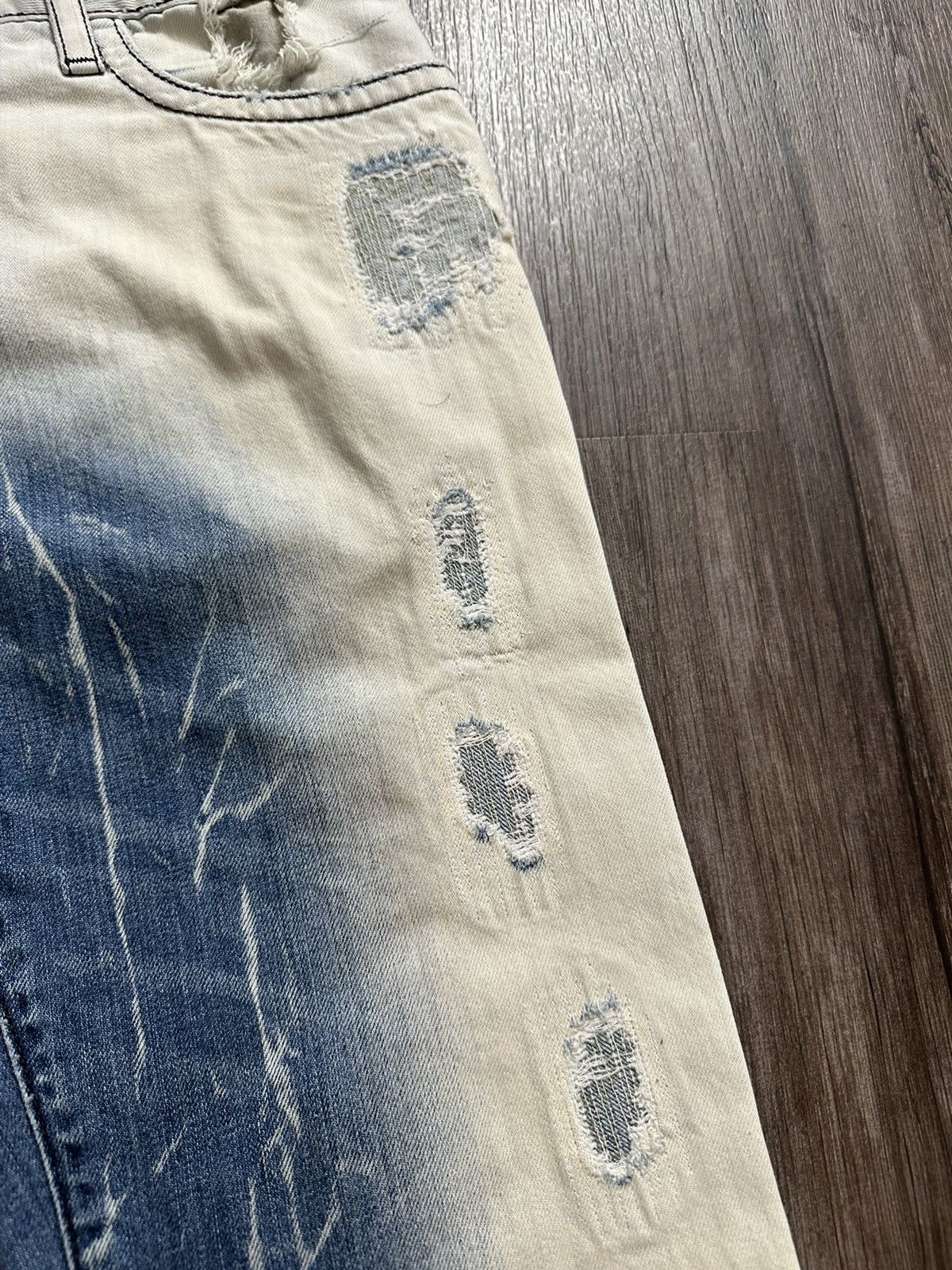 Robins Jeans 🔥Robin’s Jeans🔥 Bleached and Dyed Denim Jeans Size US 31 - 10 Thumbnail