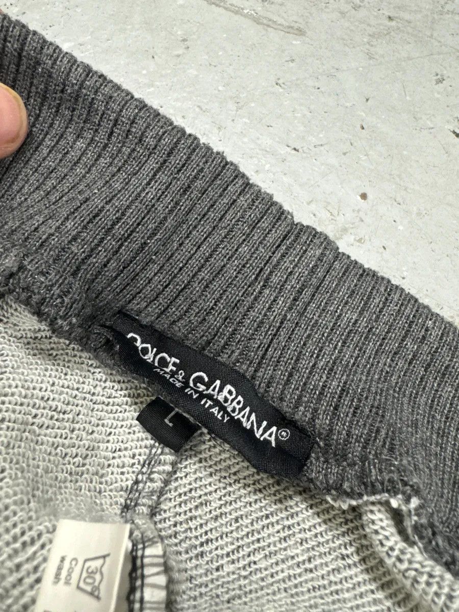 Dolce & Gabbana 2010s Dolce & Gabbana Grey Joggers Pants Size US 39 - 12 Thumbnail