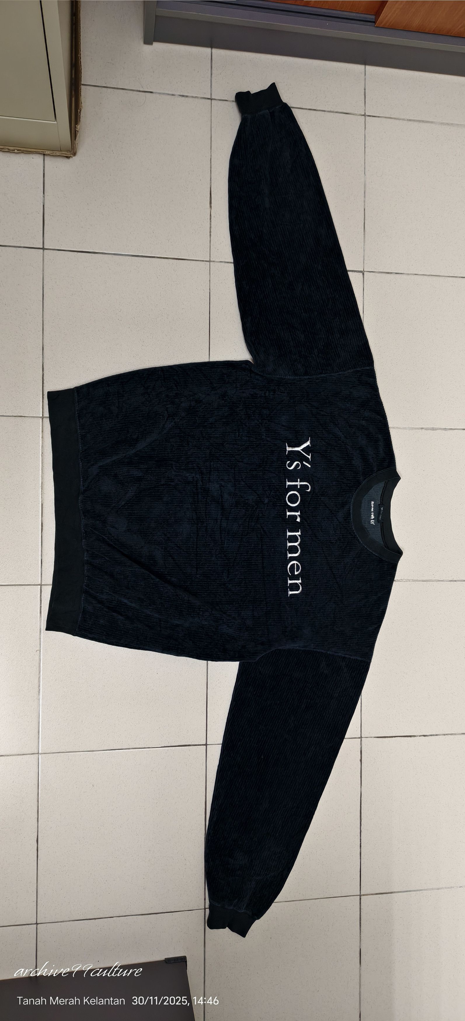 Y's for Men Vintage Y's for men embroidered big logo's velvet sweater Size US M / EU 48-50 / 2 - 7 Thumbnail