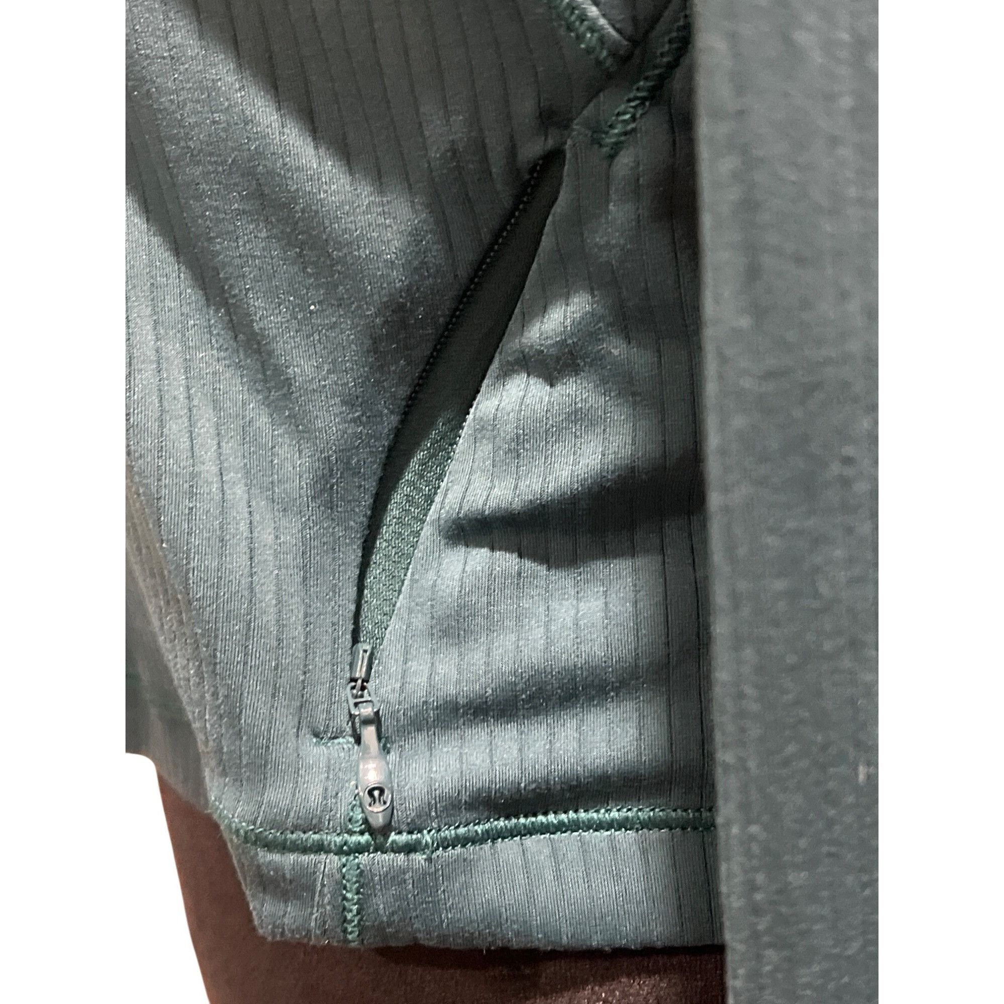 Lululemon 𝓛𝓾𝓵𝓾𝓵𝓮𝓶𝓸𝓷 Its Rulu Run Cropped Half ZipGreen Jasper Size M / US 6-8 / IT 42-44 - 8 Thumbnail