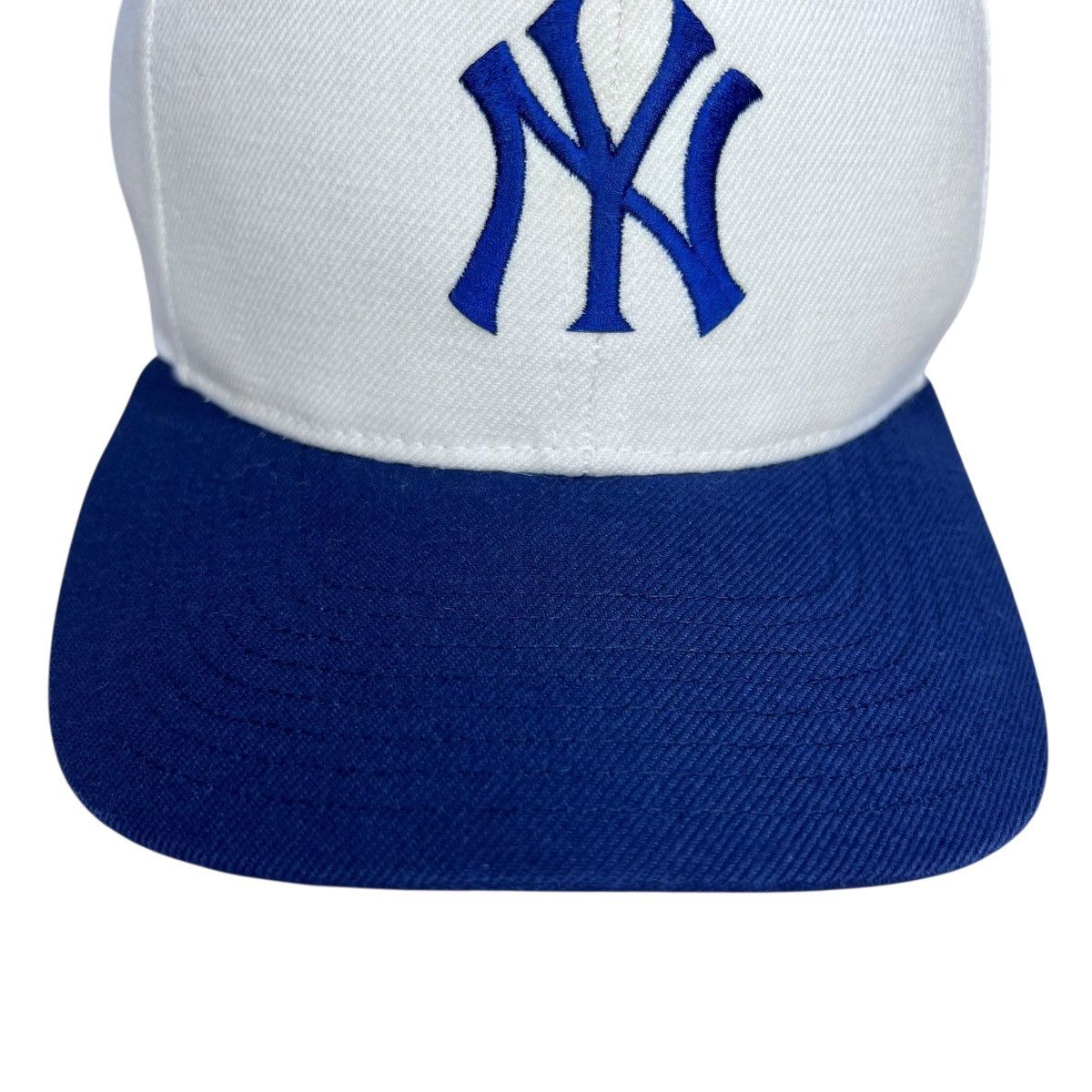 Twins 90s MLB New York Yankees Twins Two Tone Plain Logo Snapback Size ONE SIZE - 4 Thumbnail