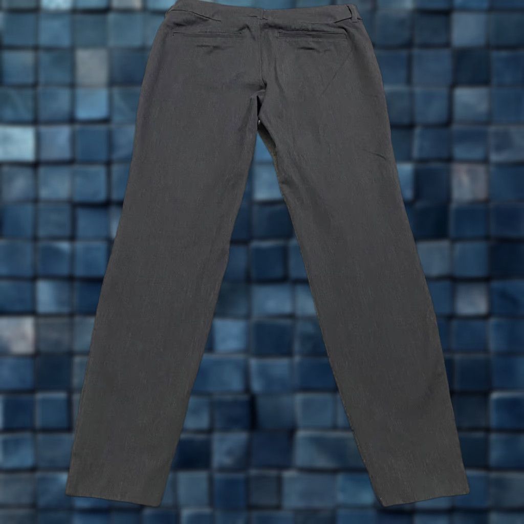 Old Navy Old Navy Womens Dress Pants Gray Pixie Skinny Low Rise 4P Petite Pants Mens Womens Girls 3065 Size 27" / US 4 / IT 40 - 1 Thumbnail