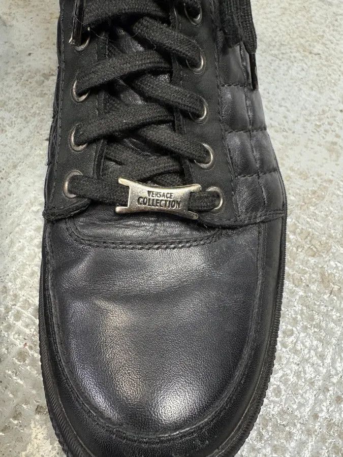 Versace × Vintage 2000s Versace Black Leather Quilted High Sneakers Size US 7 / EU 40 - 11 Thumbnail