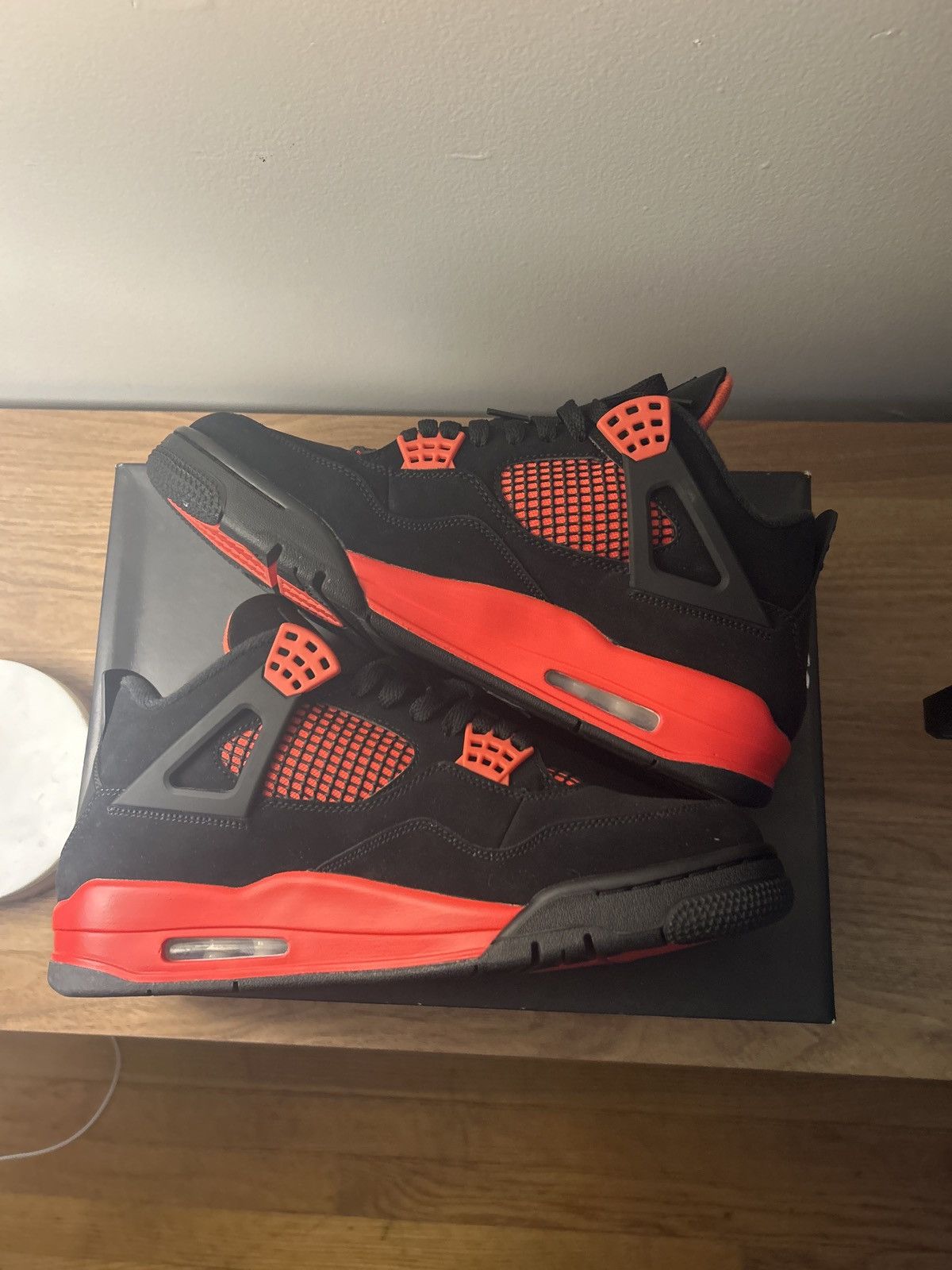 Jordan Brand Jordan 4 Red Thunder Size US 10.5 / EU 43-44 - 3 Thumbnail