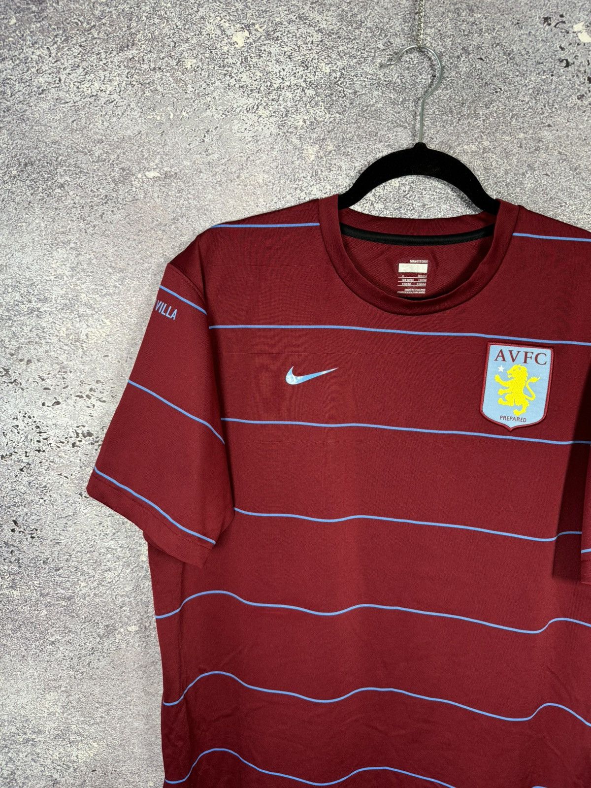 Nike × Vintage Vintage Aston Villa 2006 Nike Training Pre-Match Jersey Size US L / EU 52-54 / 3 - 3 Thumbnail