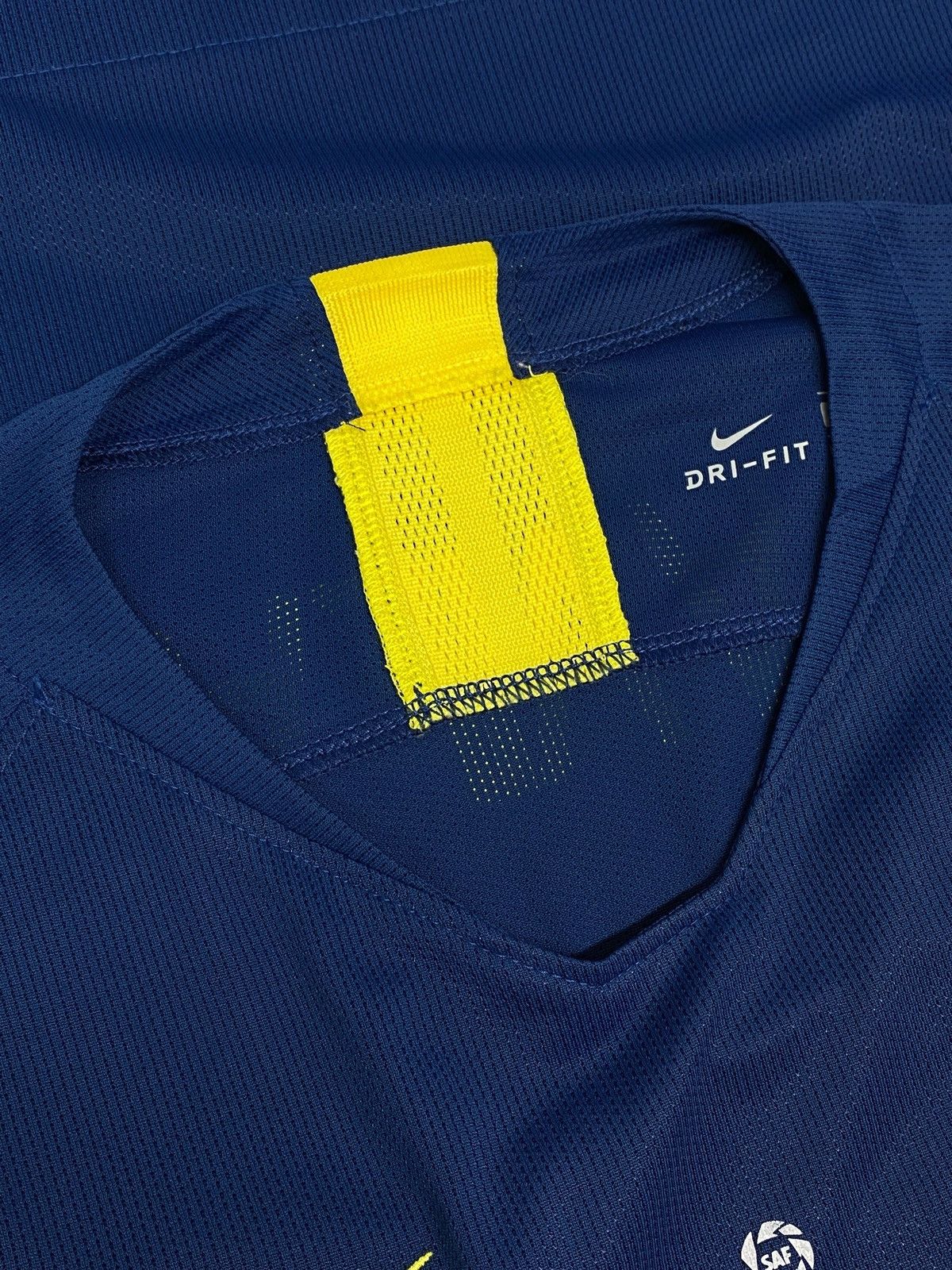 Nike Nike #26 G. Avila Boca Juniors 2018/19 Player Issue Jersey Size US M / EU 48-50 / 2 - 14 Thumbnail