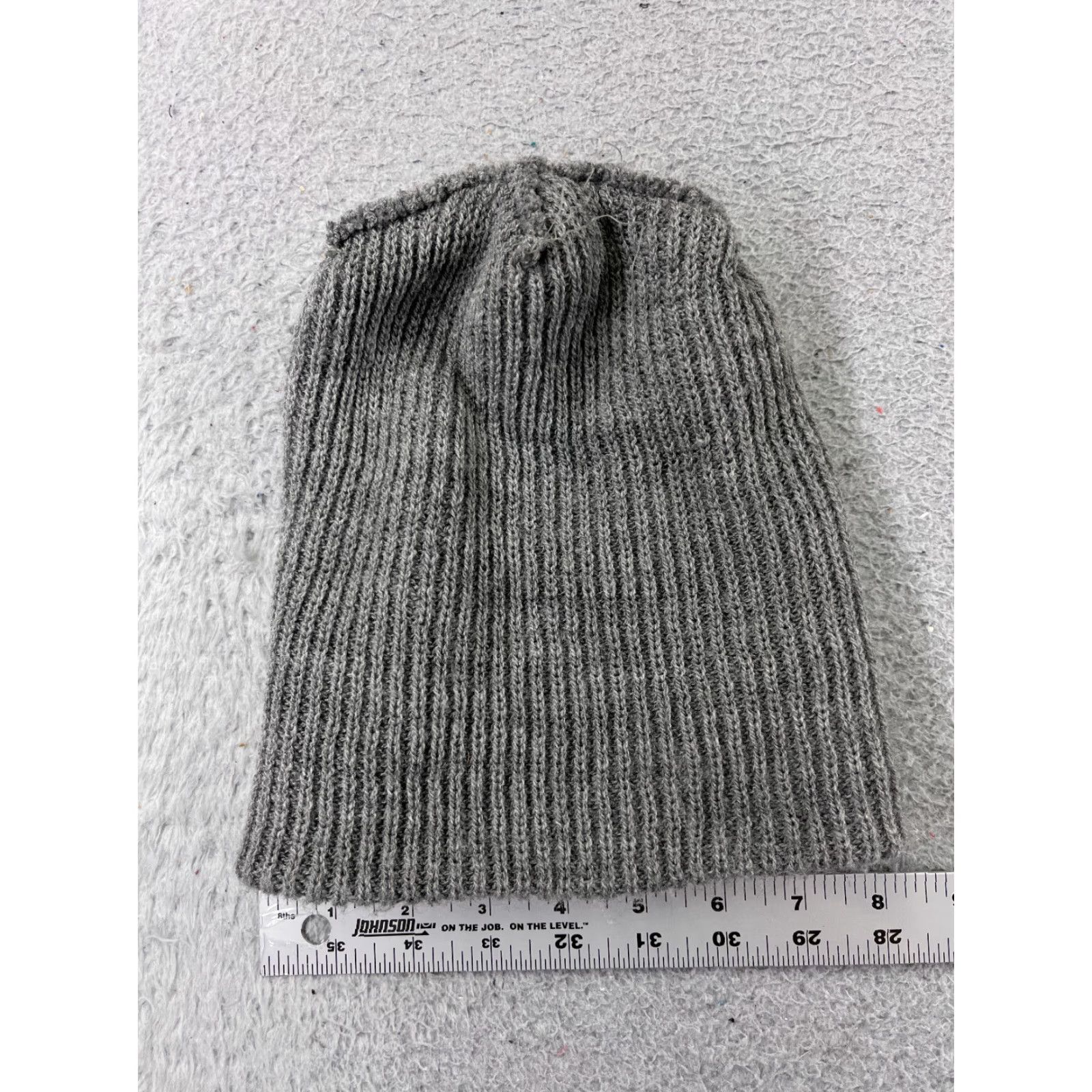Vintage Gray Knit Acrylic Beanie Toque Unisex One Size Winter Ski Hat Size ONE SIZE - 4 Thumbnail