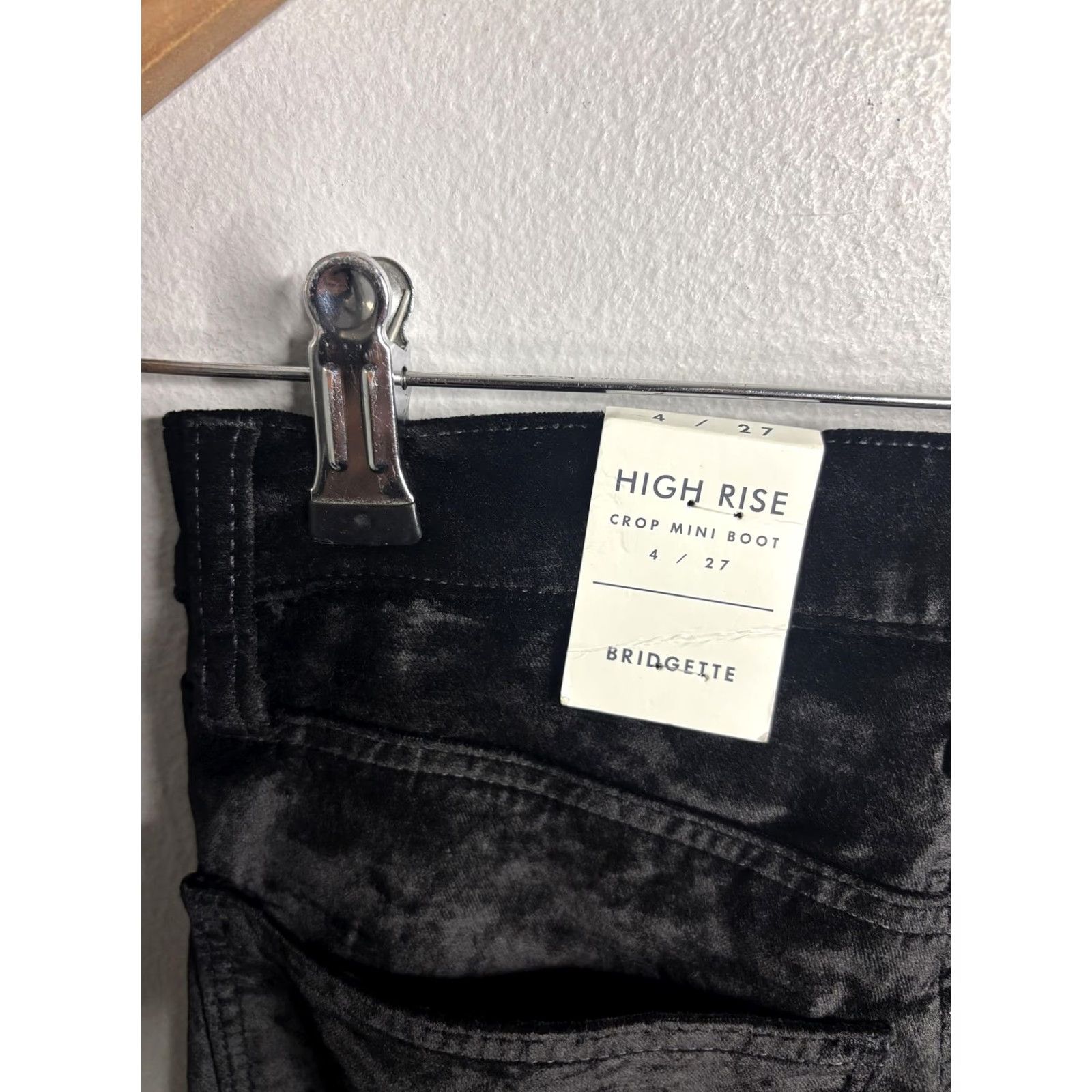 Lucky Brand Lucky Brand Jeans Womens 4 27 Black High Rise Bridgette Crop Mini Boot Velvet Jeans Pants Sick? Size 27" / US 4 / IT 40 - 2 Thumbnail