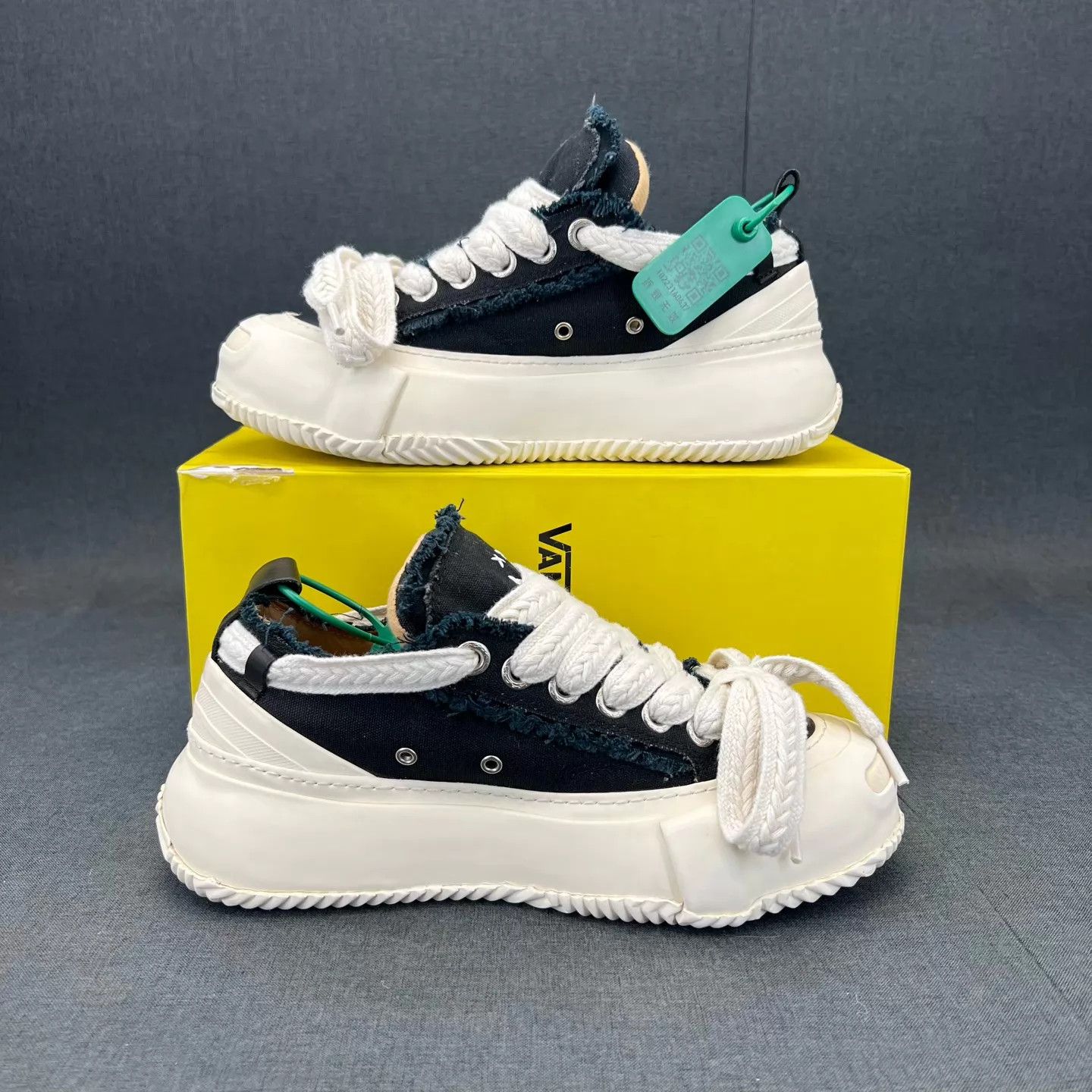 Other Vanness Wu Black & White Pangding Sneakers Size US 7.5 / IT 37.5 - 3 Thumbnail