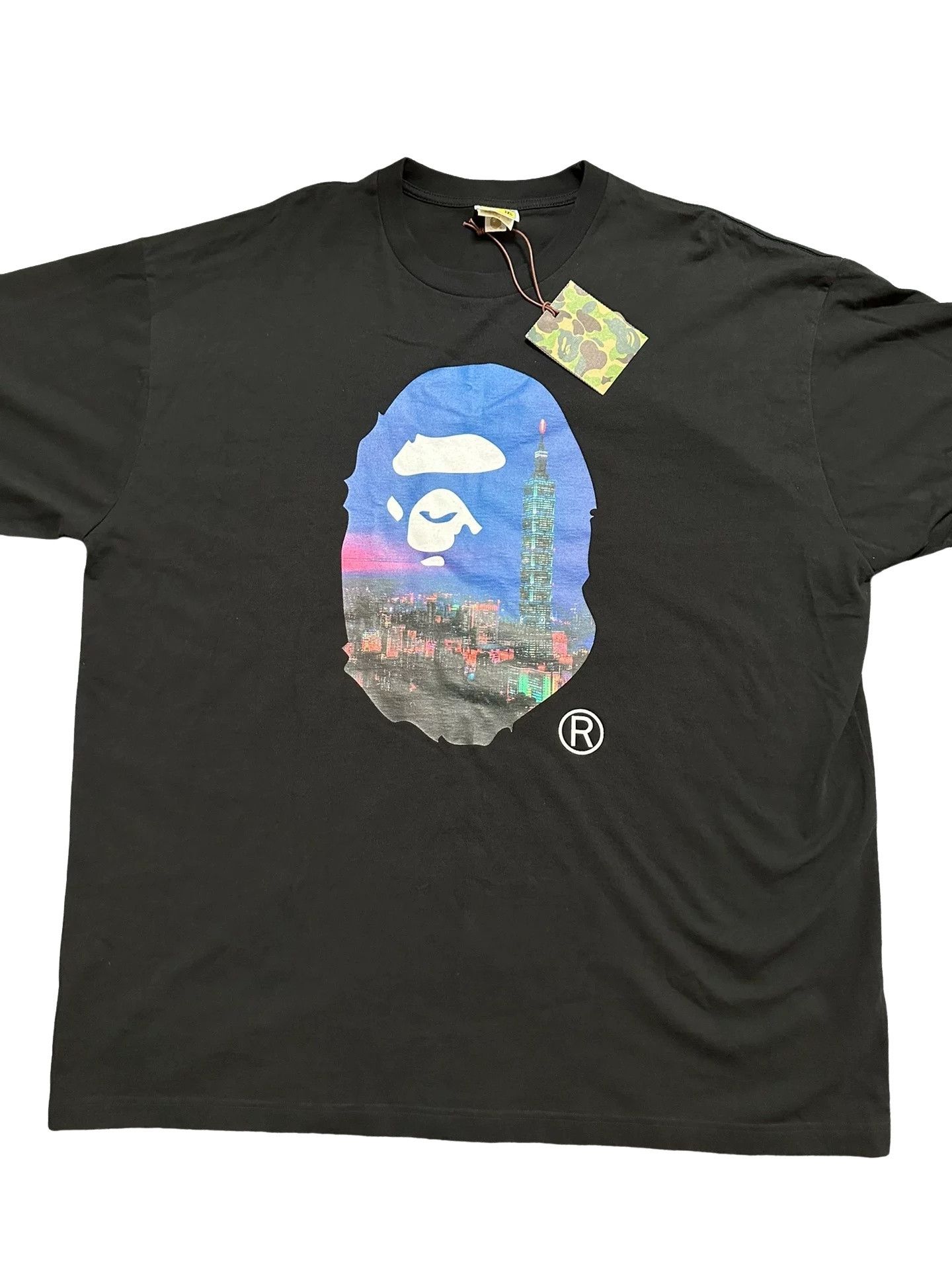 Bape BAPE Taipei 101 Graphic T-Shirt 3XL Size US XXL / EU 58 / 5 - 1 Thumbnail