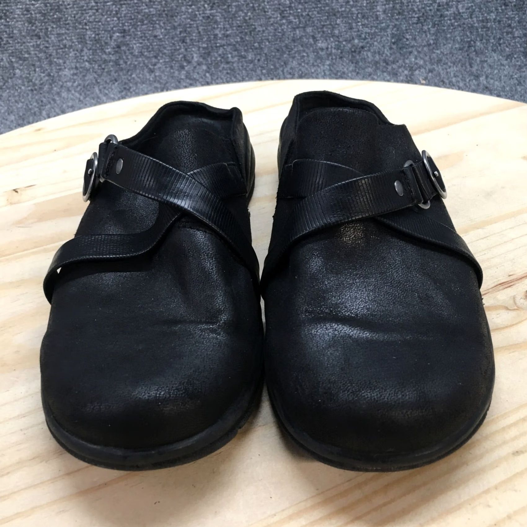 CLOSED Yuu Shoes Womens 8 Edaline Clogs Black Faux Leather Closed Toe Casual Low Top M Width Size M / US 6-8 / IT 42-44 - 5 Thumbnail
