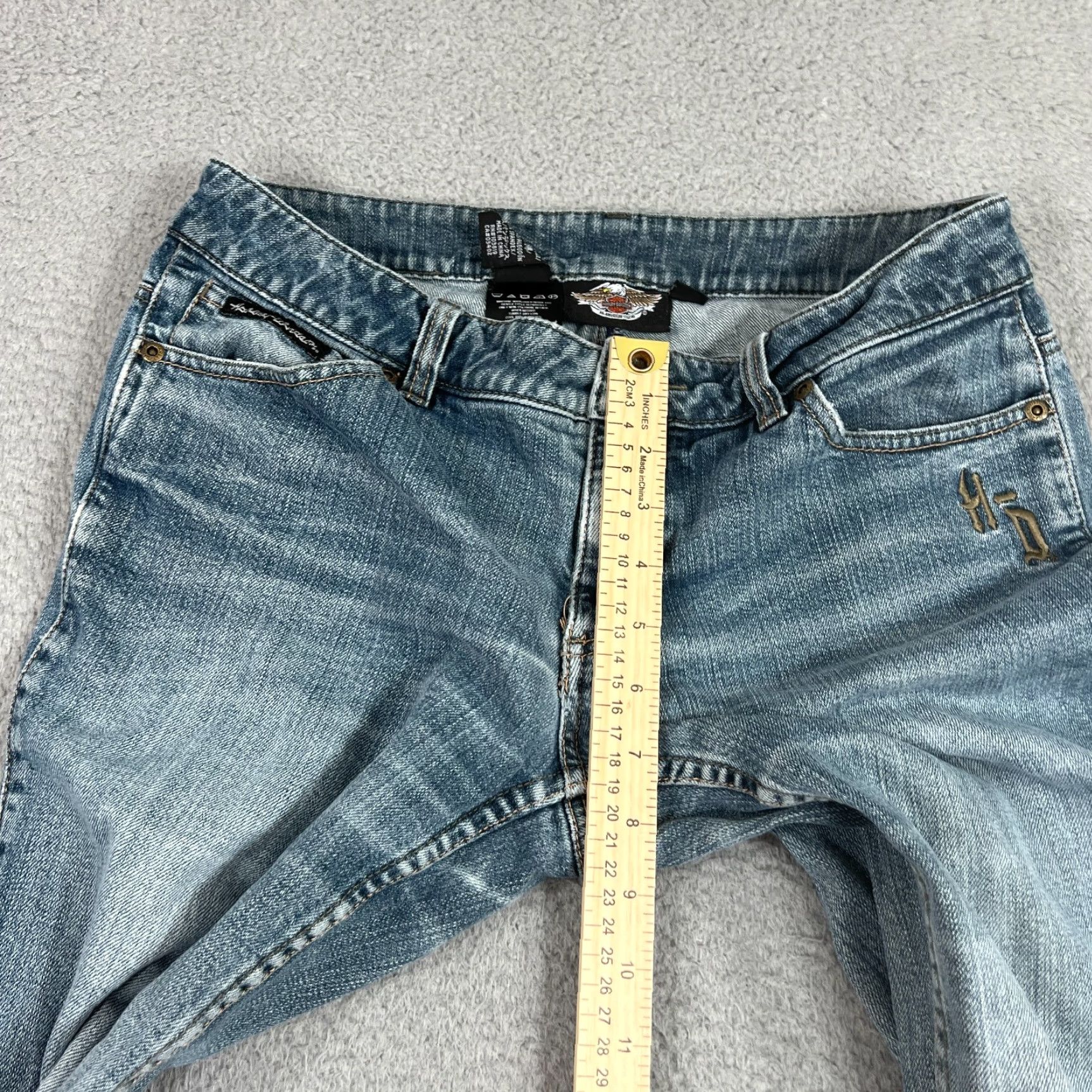 Harley Davidson VINTAGE Harley Davidson Jeans Women's 6 Bootcut Light Wash Blue Denim 90s Motorcycle Biker Size 28" / US 6 / IT 42 - 4 Thumbnail