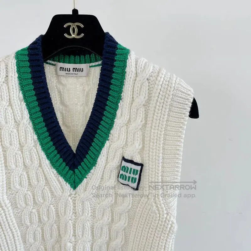 Miu Miu Miu Miu White Cable Knit Sweater Vest . Size M / US 6-8 / IT 42-44 - 2 Thumbnail