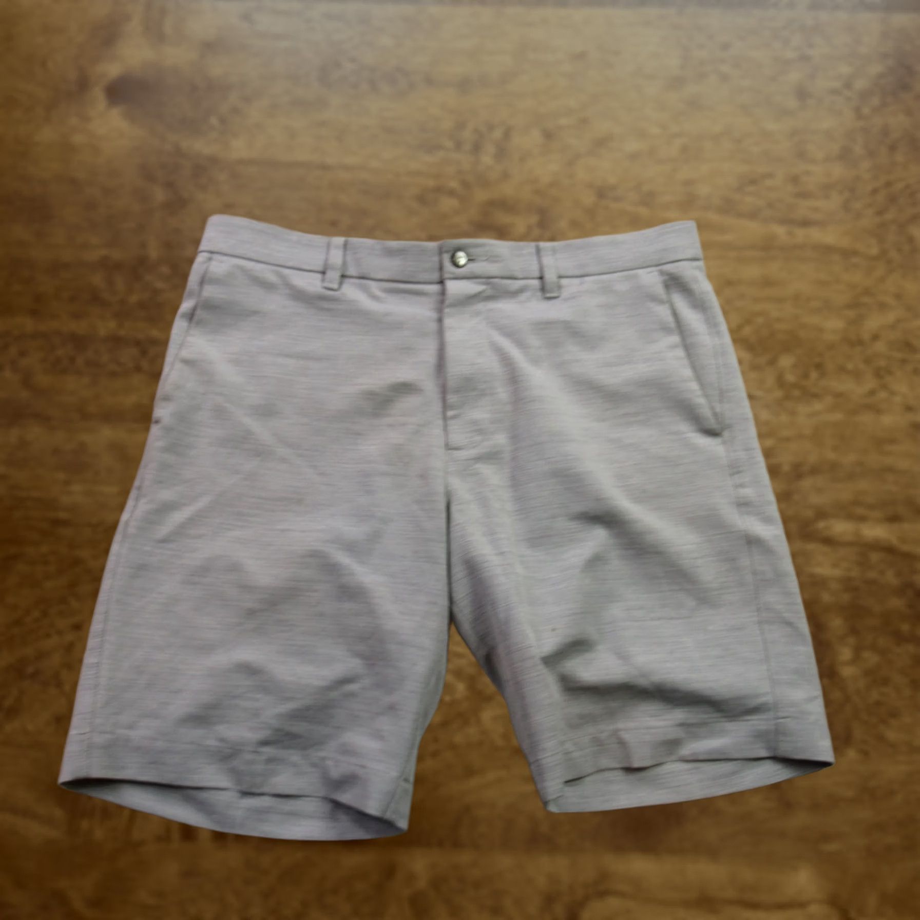 Vintage Chino Shorts 34 Gray Lightweight Casual Outdoors Pockets Button Mens Size US 34 / EU 50 - 1 Thumbnail