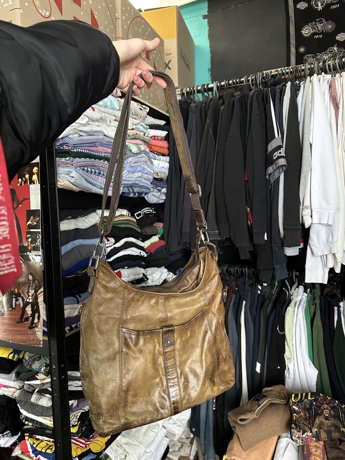 Japanese Brand 🚨Y2K AVANT-GARDE 🚨mesh silver Japan style hand bag Y2K 90s Size ONE SIZE - 2 Thumbnail
