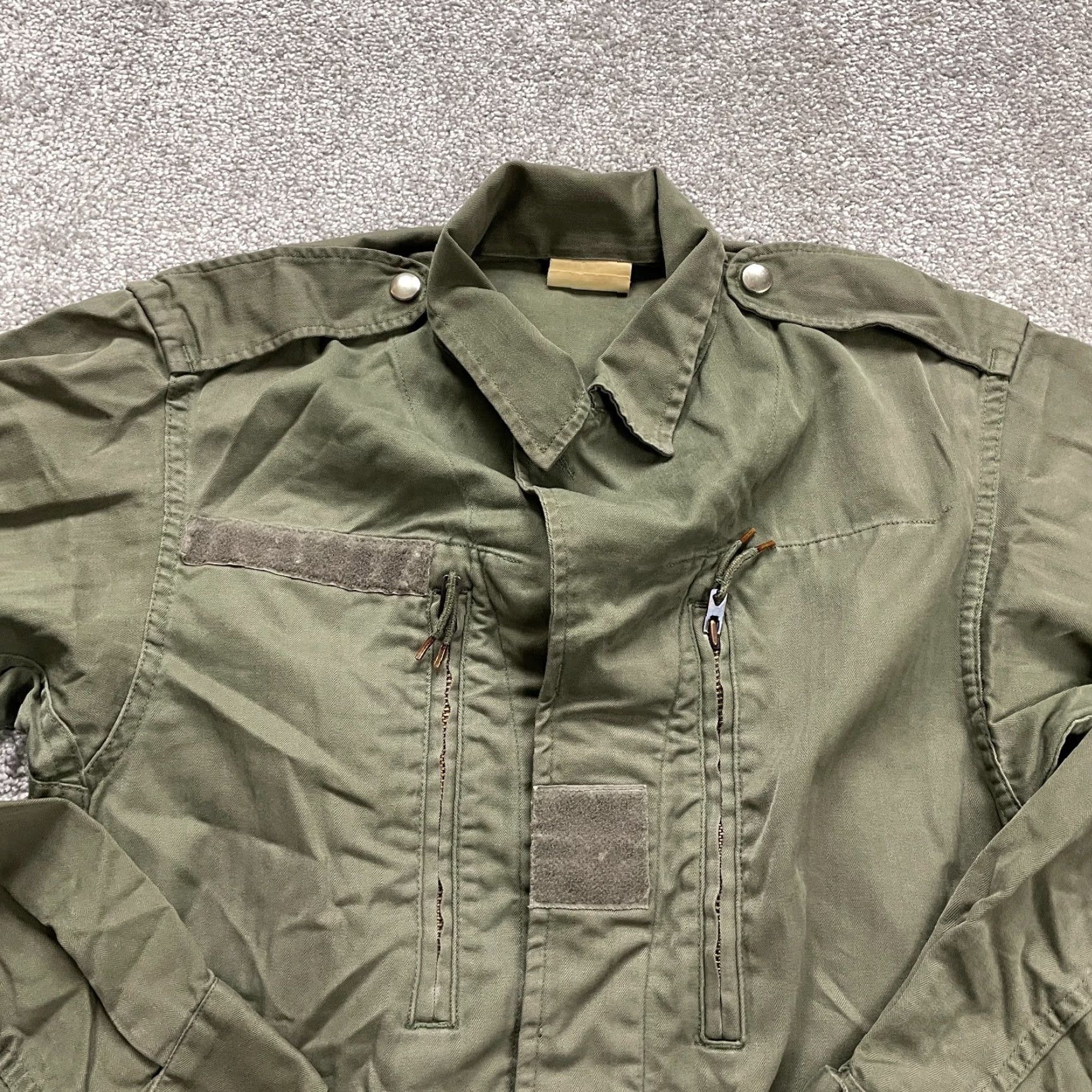 Vintage 88 Military Jacket Womens Medium Army Green Parka Button Down Outdoor Hunting Jacket Size M / US 6-8 / IT 42-44 - 3 Thumbnail