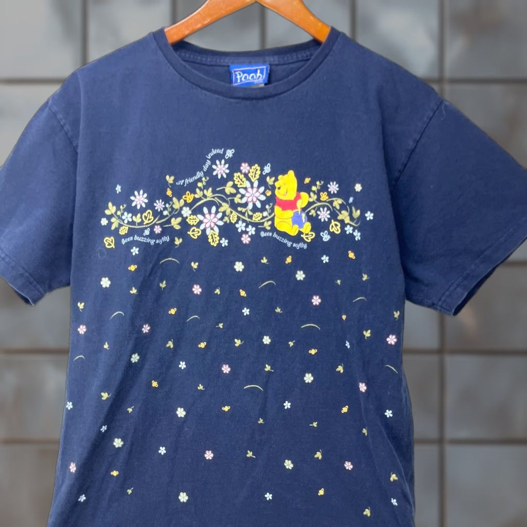 Disney VINTAGE Disney Winnie The Pooh T Shirt 90s Medium Unisex Adults Blue Cotton Short Sleeve Crew Neck Pockets All Seasons Camouflage Size US M / EU 48-50 / 2 - 1 Thumbnail