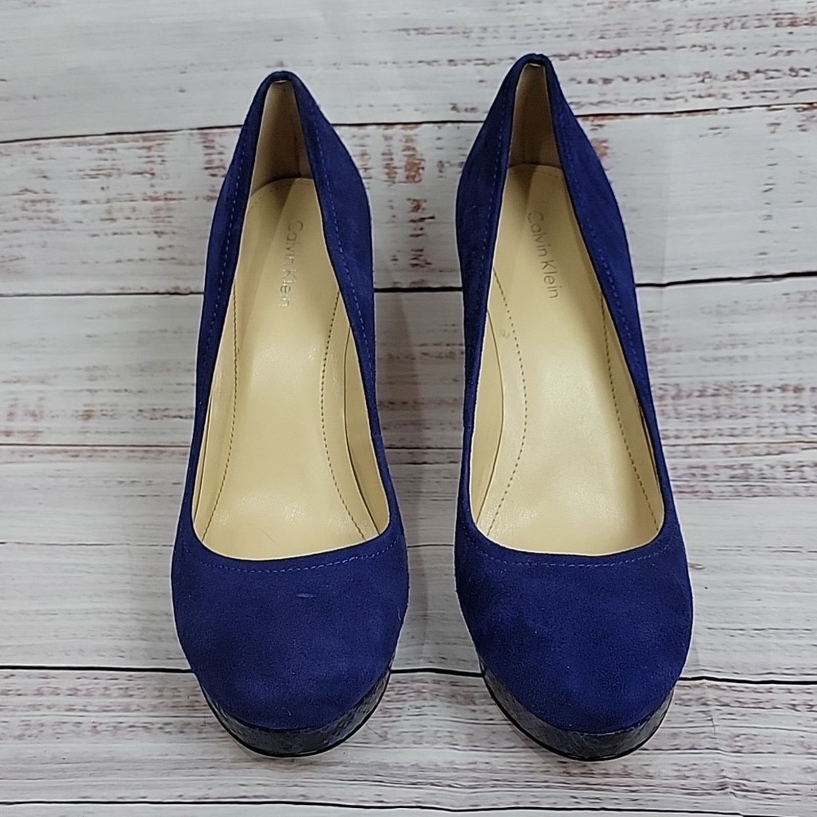 Calvin Klein Calvin Klein Blue Suede Snakeskin Heels Size 8.5 Size US 8.5 / IT 38.5 - 16 Thumbnail