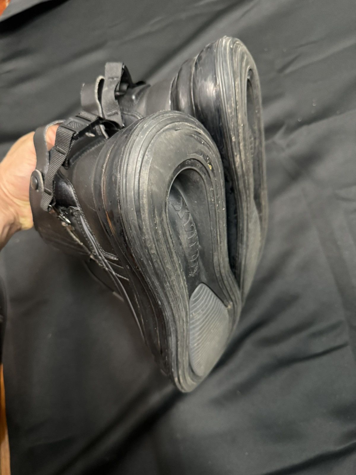 Nike Nike Air Max 720 Black Size US 8.5 / EU 41-42 - 7 Thumbnail