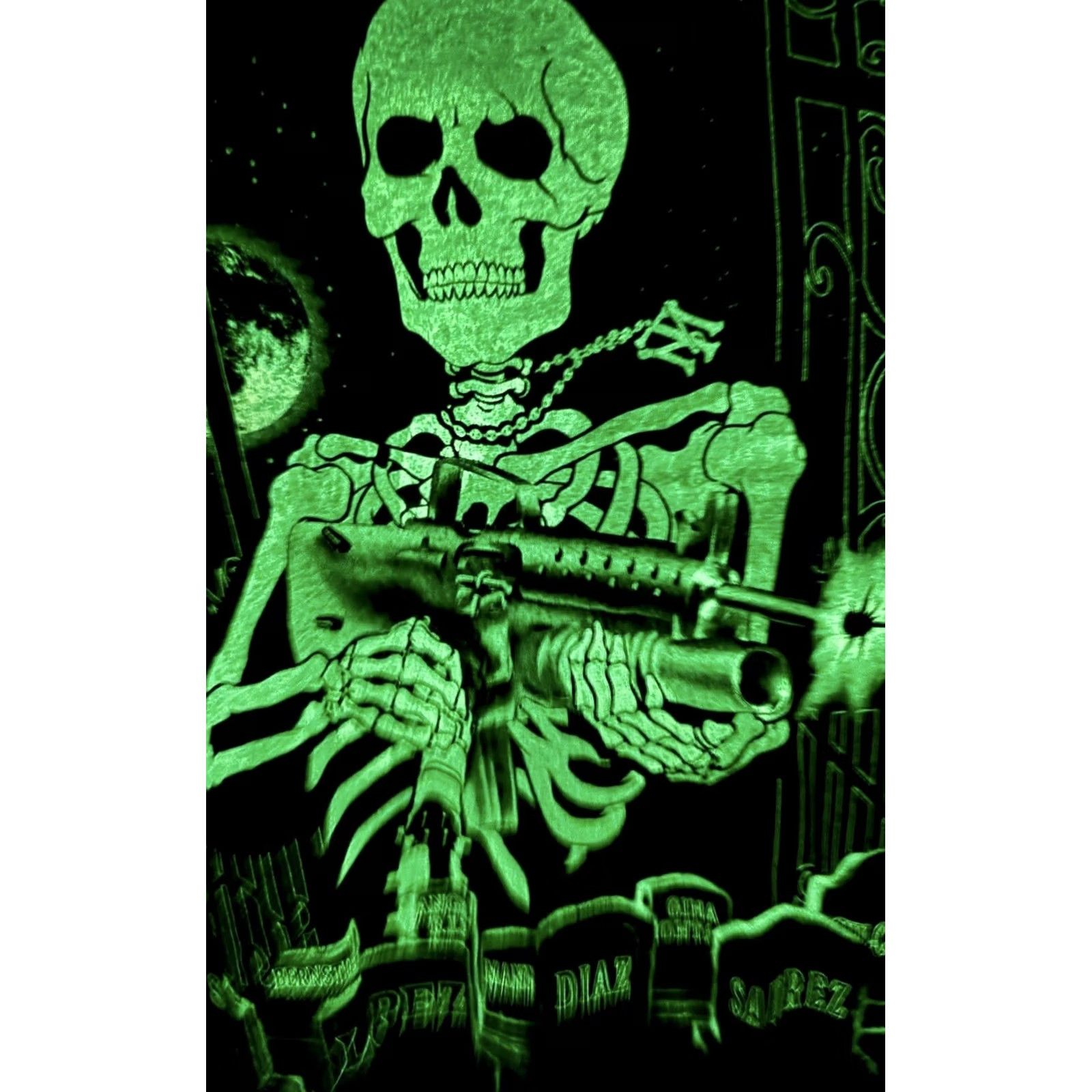 Vintage VINTAGE Scarface Tony Montana Glow In The Dark Shirt XL Black Men T-Shirt Fade Cemetery Beautiful Fade XL Size US XL / EU 56 / 4 - 3 Thumbnail