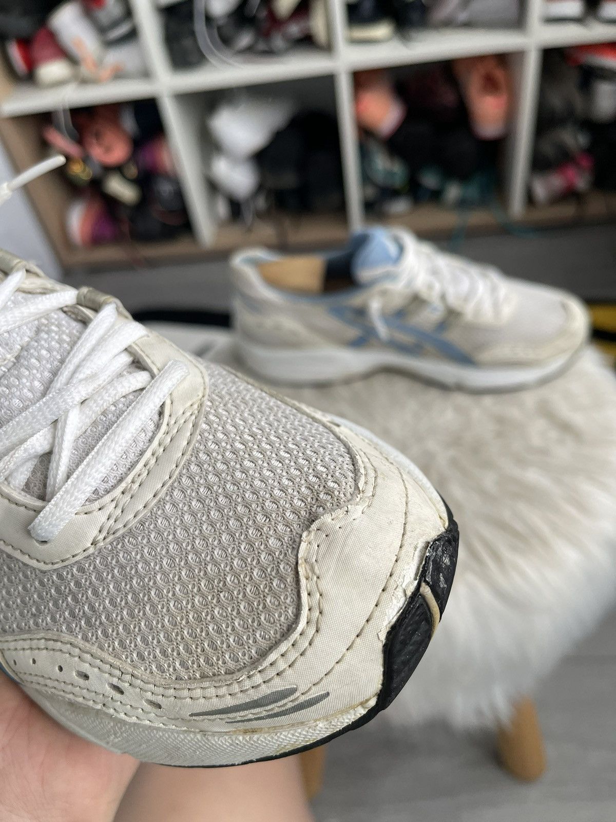 Asics × Vintage Women’s size 9 ASICS gel distressed sneakers 2k rare OG Size US 7 / EU 40 - 4 Thumbnail