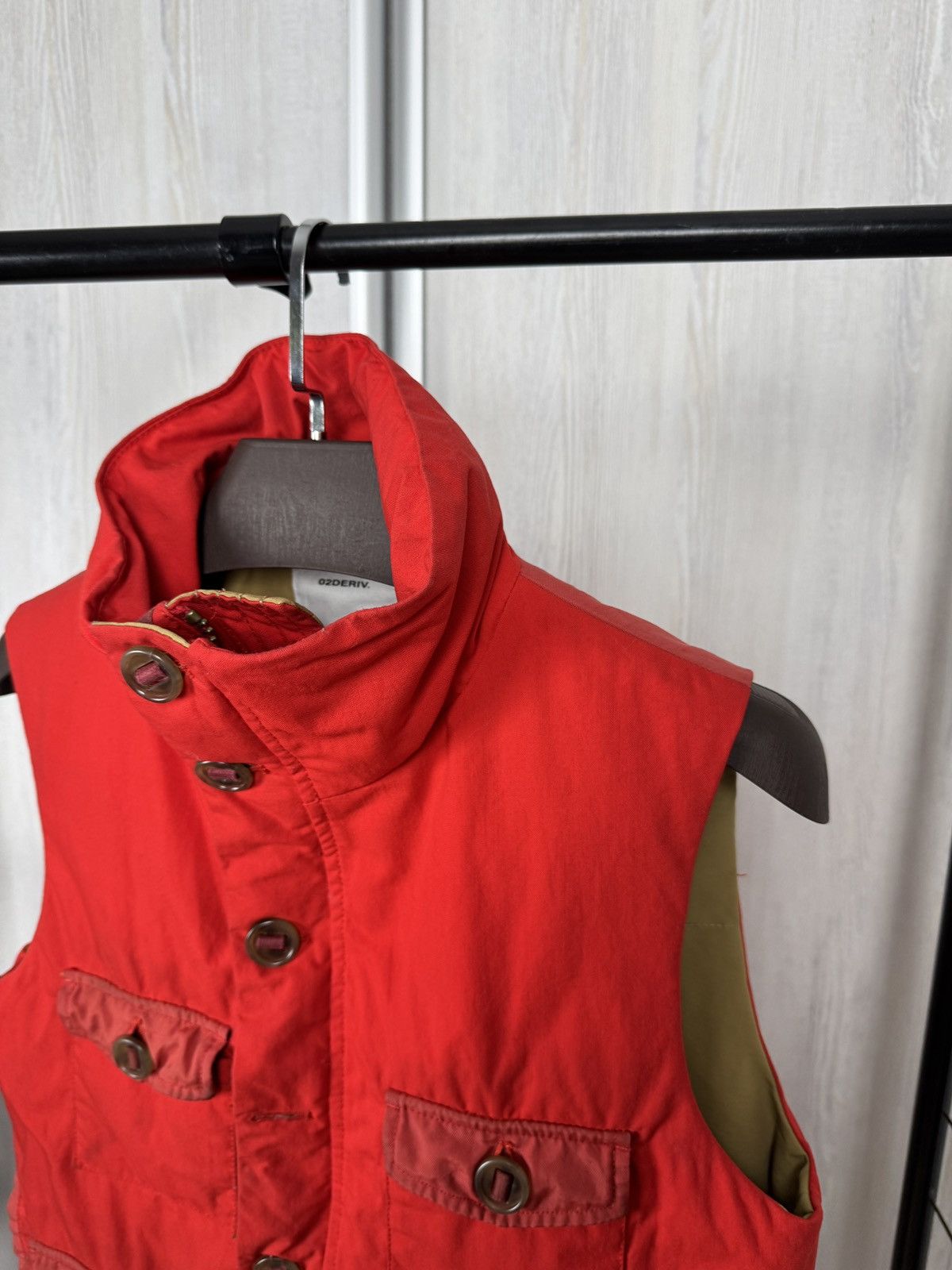 02DERIV. 02deriv. Red multipocket down vest size 1/S Size US S / EU 44-46 / 1 - 10 Thumbnail