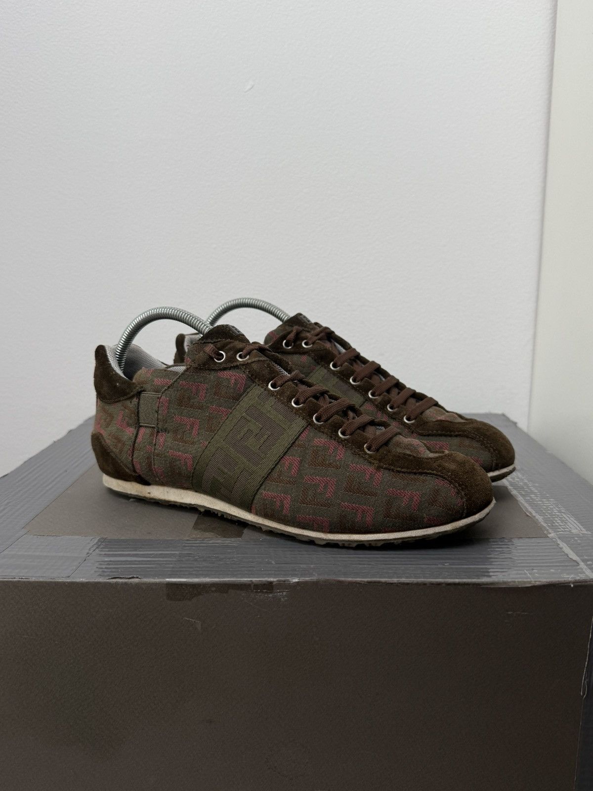 Fendi Fendi sneakers shoes monogram luxury wear vintage old money Size US 6 / IT 36 - 1 Thumbnail