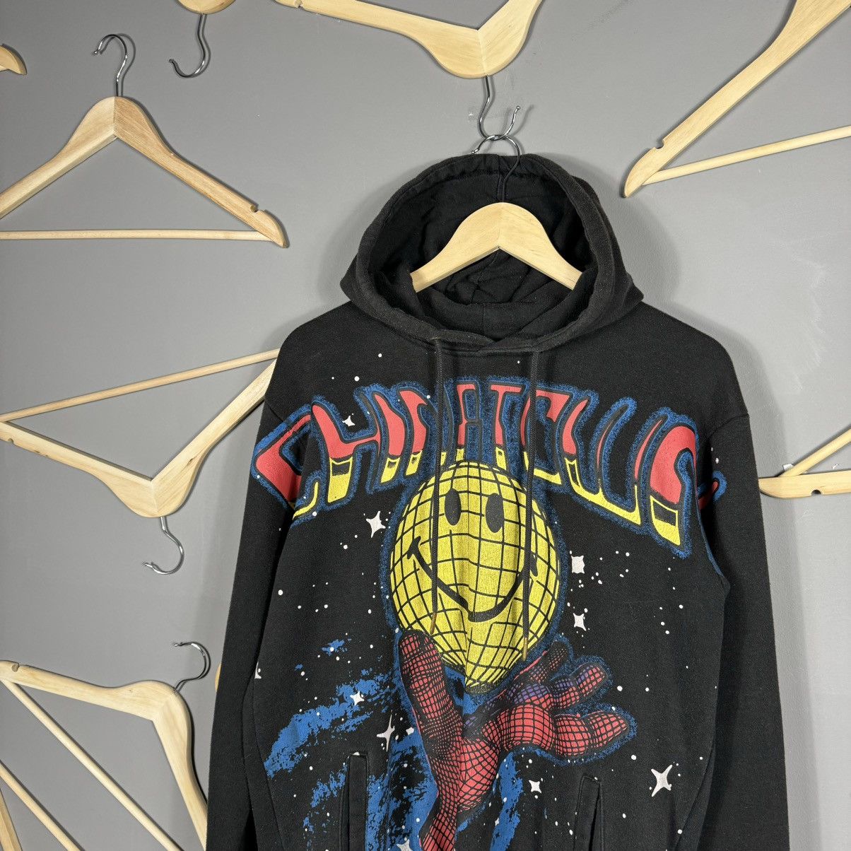 Band Tees Rare‼️ Chinatown Market X Smiley Hoodie Size US M / EU 48-50 / 2 - 3 Thumbnail