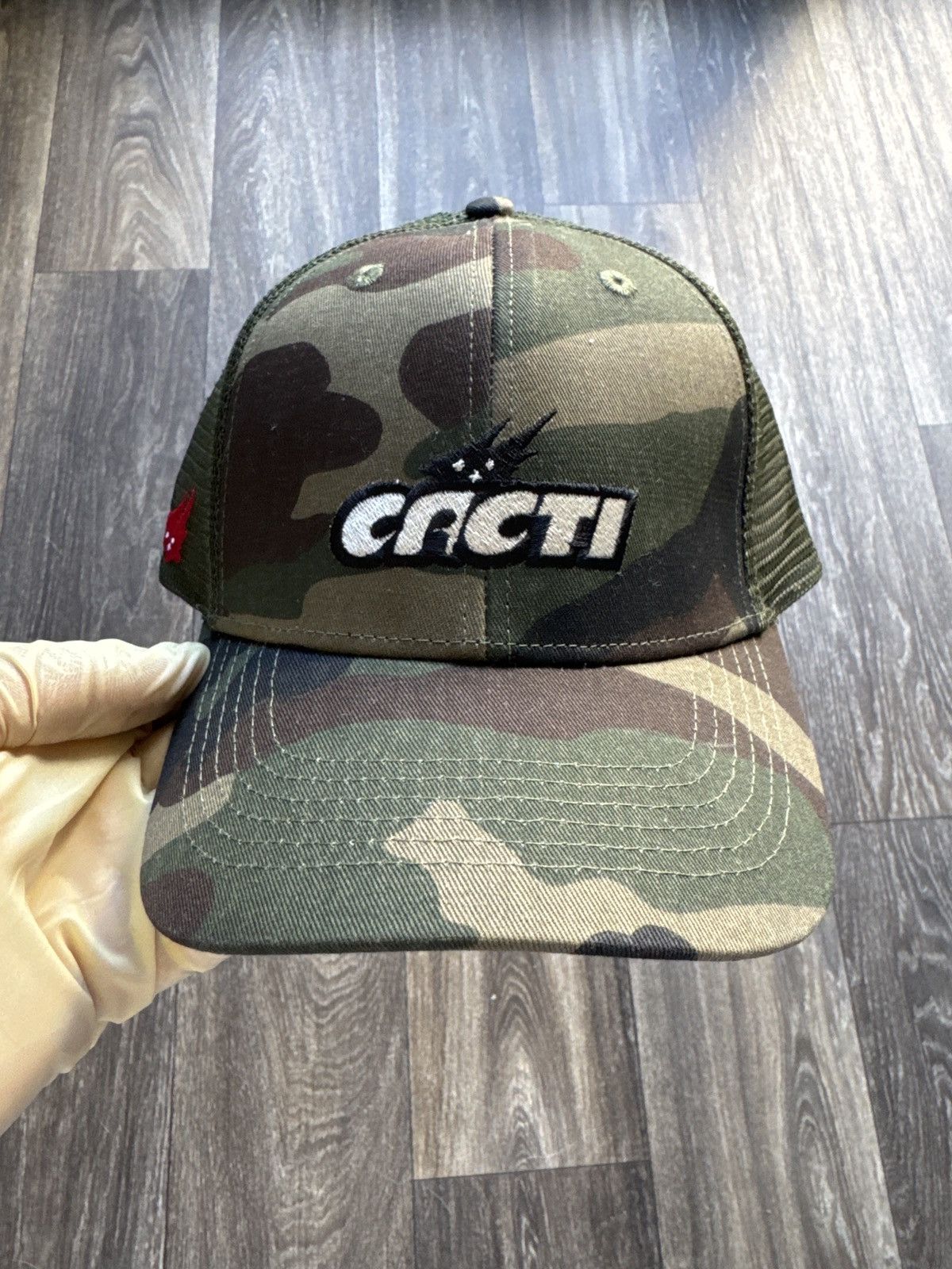 Complex × Travis Scott Travis scott x ComplexCon Cacti Snapback Size ONE SIZE - 1 Thumbnail