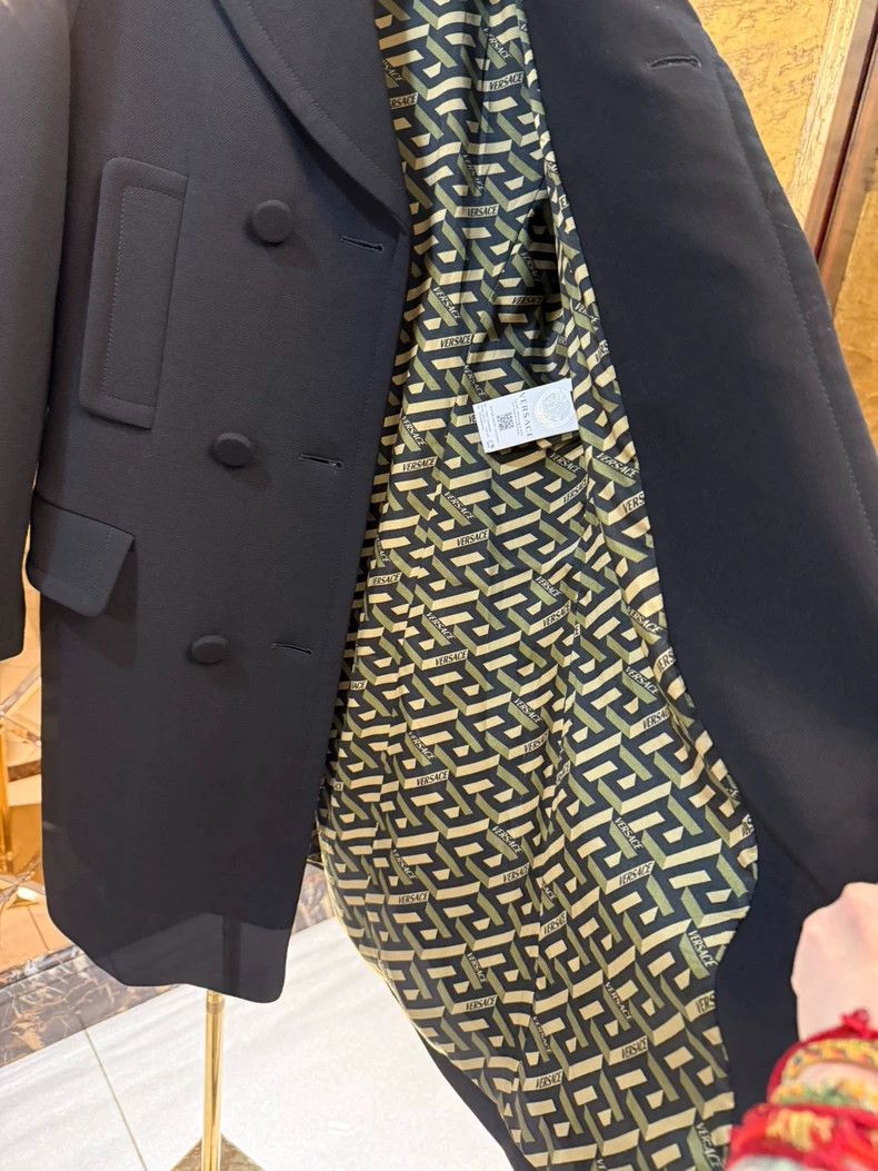 Versace Versace Double row wool coat jacket Size M / US 6-8 / IT 42-44 - 6 Thumbnail