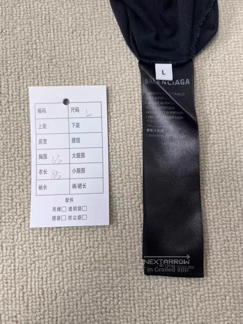 Balenciaga Balenciaga Tape Letter Logo Printed Jersey Knit Round Neck Size US L / EU 52-54 / 3 - 3 Thumbnail