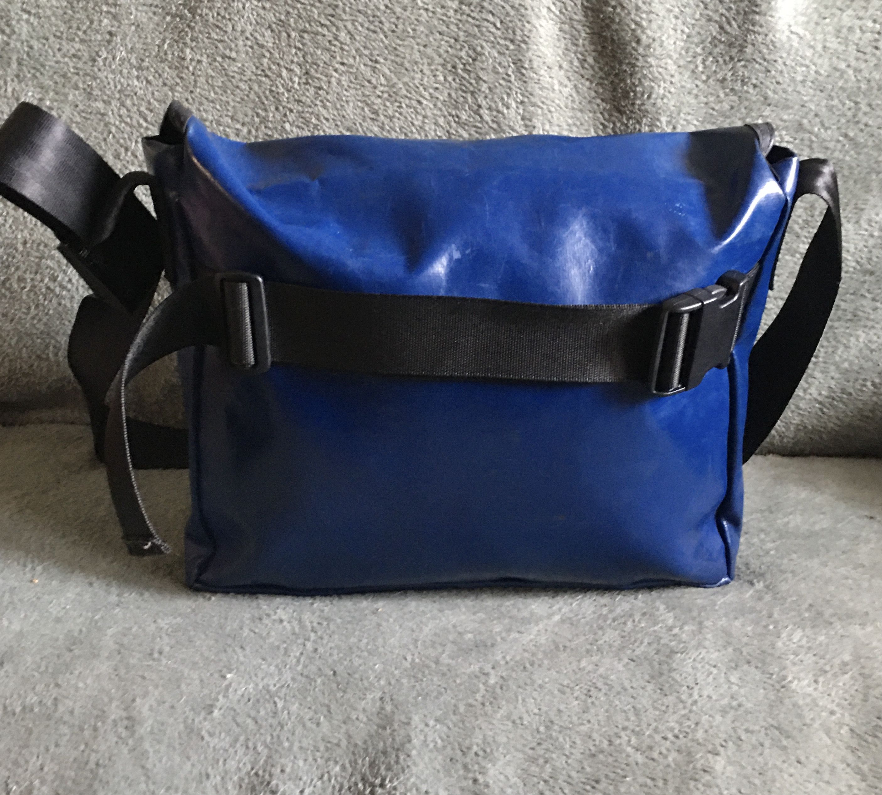 Freitag FREITAG F12 Dragnet Blue Recycle Material Shoulder Bag Size ONE SIZE - 6 Thumbnail