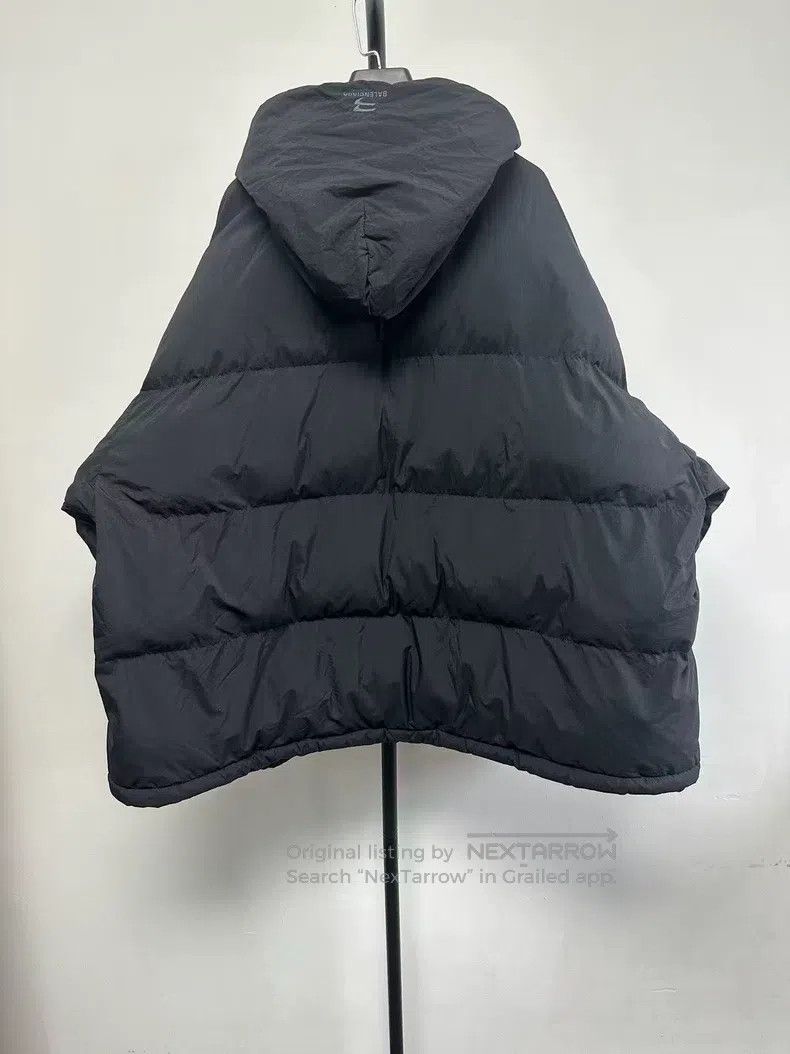 Balenciaga Balenciaga Solid Color Hooded Zip-up Long Sleeve Cotton Ja Size US M / EU 48-50 / 2 - 2 Thumbnail