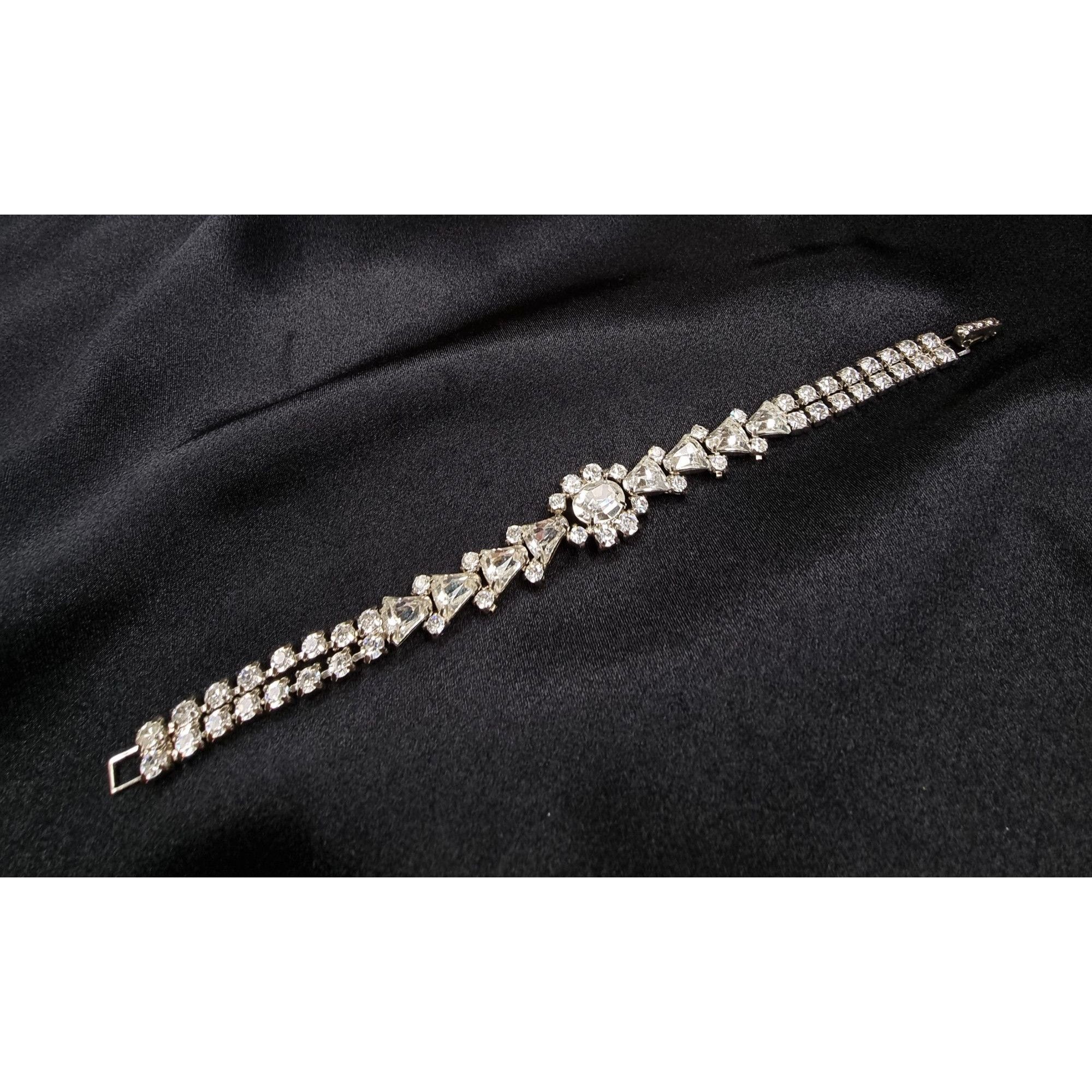 Vintage Vintage 1960s-1970s Rhinestone Bracelet With Triangular & Ro Size ONE SIZE - 1 Thumbnail