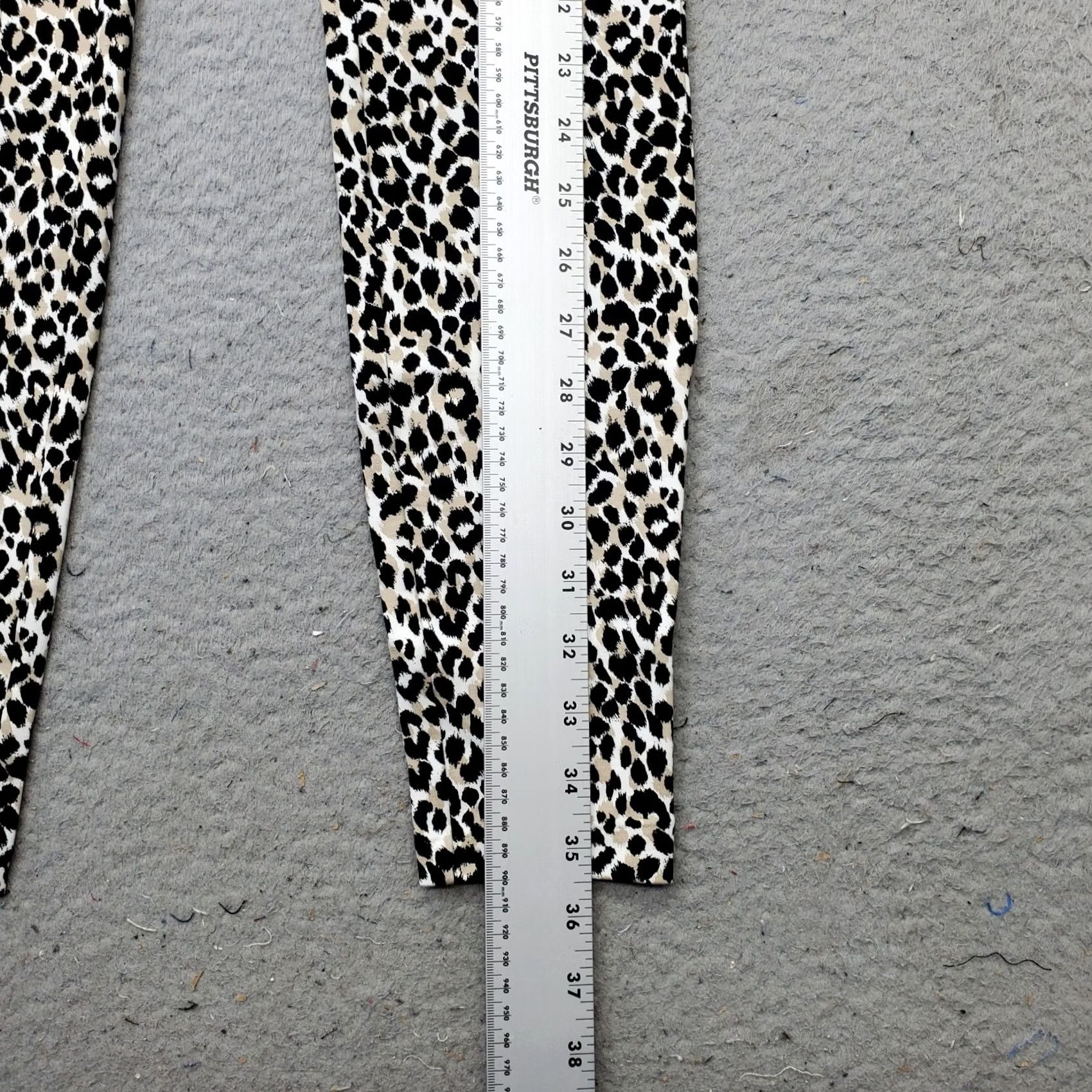 Old Navy Old Navy Stevie Leggings Women Small Multi Leopard Print Rayon Stretch High Rise Size 28" / US 6 / IT 42 - 3 Thumbnail