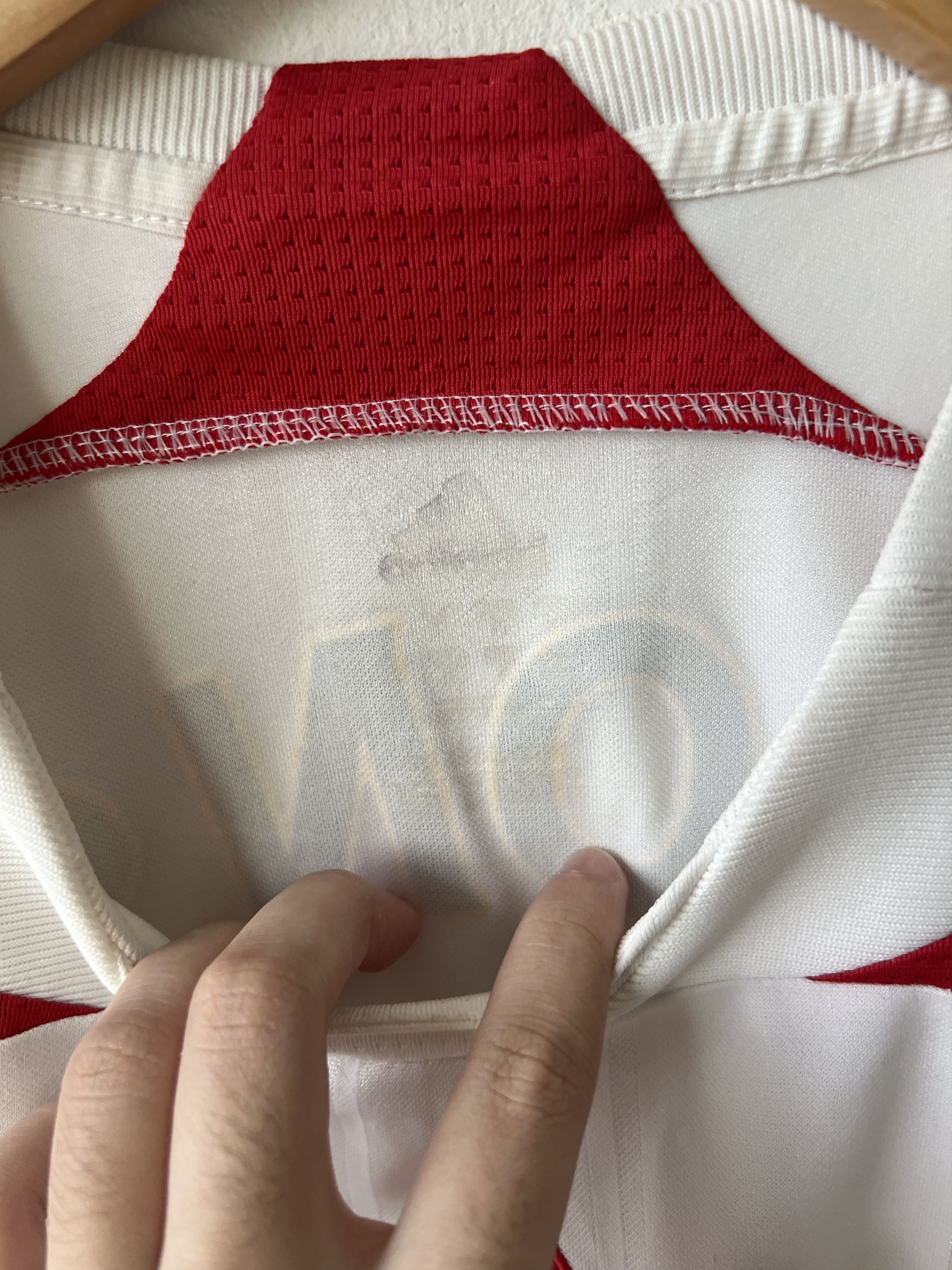 Adidas (M fits L) Liverpool 2007-08 Away Long Sleeve Kit Alonso #14 Size US L / EU 52-54 / 3 - 3 Thumbnail